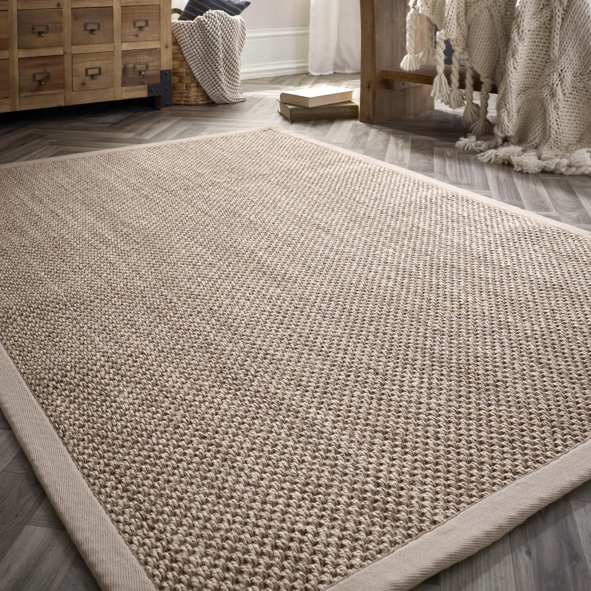 Tapis en sisal antidérapant fait à la main en fibre naturelle pour chambre à coucher, cuisine, salle à manger, salon avec bordure sable Taille L 160 x 230 cm