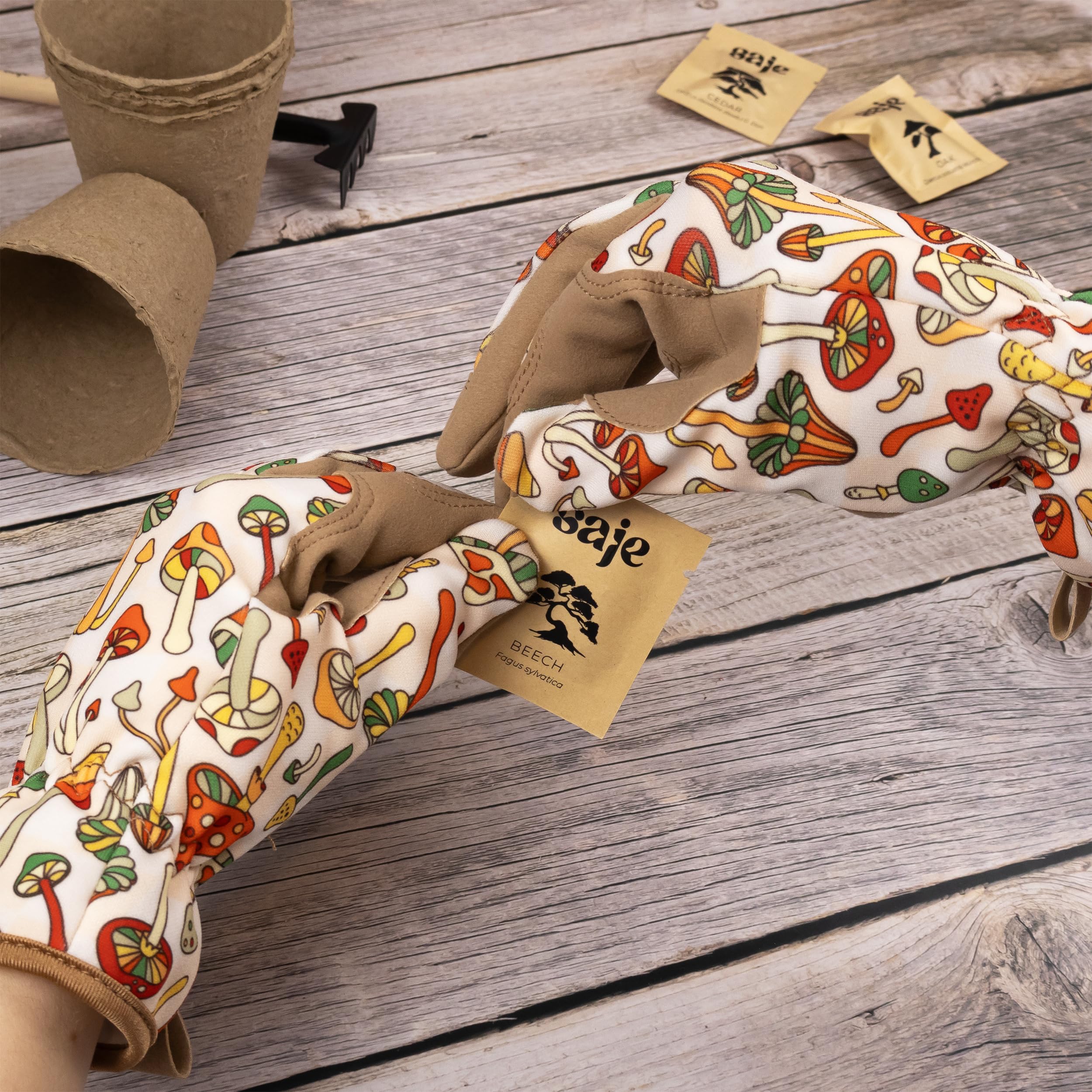 Robert Frederick Gardening Gloves - Women's One Size - Retro Mushroom Design - Padded with Elastic Cuffs, Multicoloured - Image 4