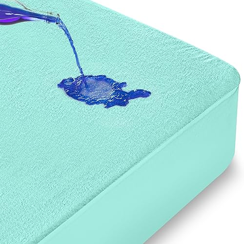 Miniatura 2 de Utopia Bedding Protector de colchón impermeable tamaño Queen, funda de colchón de rizo premium de 200 GSM, transpirable, estilo ajustado con