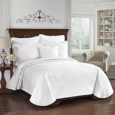 King Charles Modern Farmhouse Floral Matelasse Bedspread, 100% Cotton Breathable Bedding, Full/Queen, White