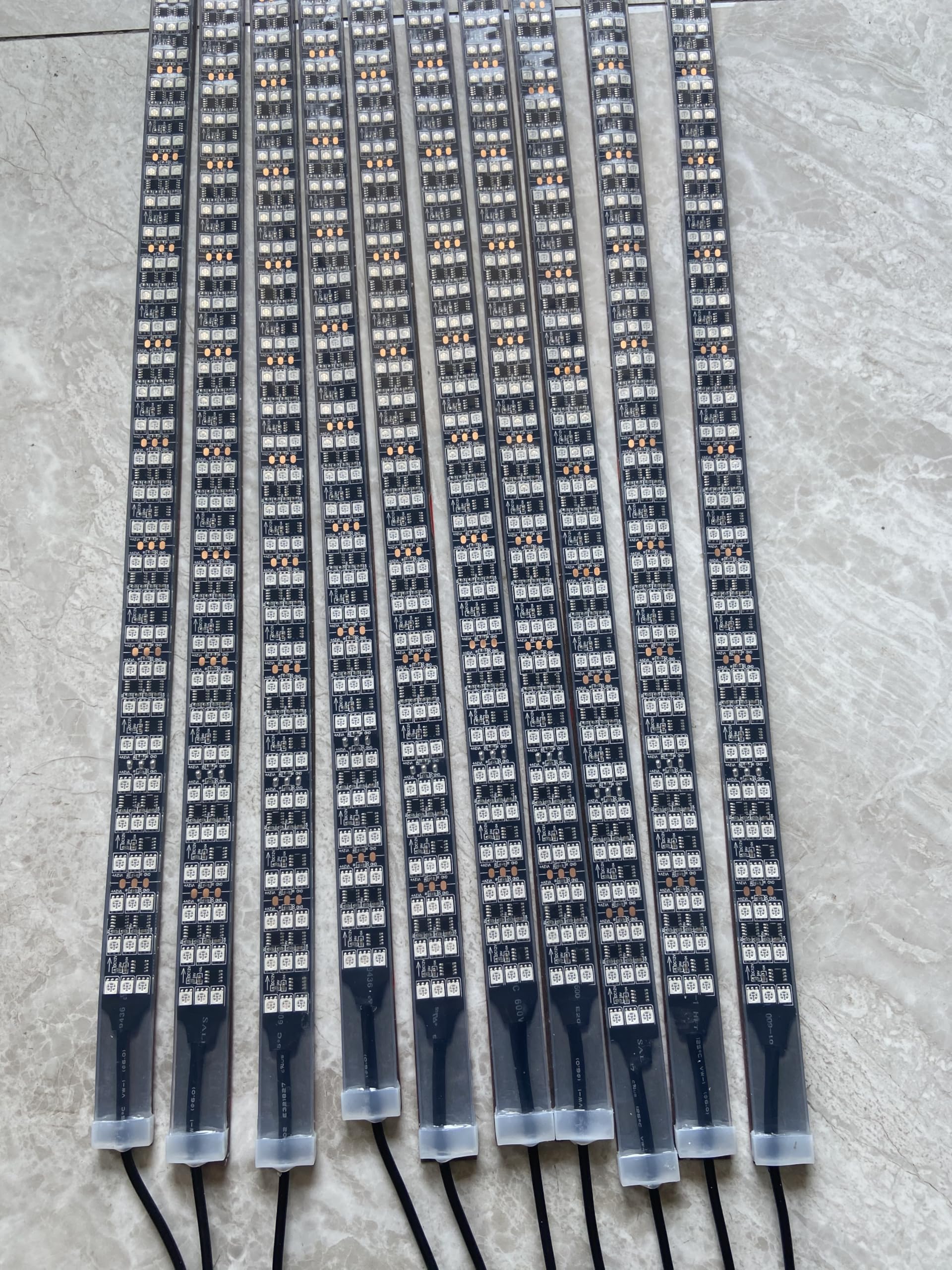 Generic 12PCS 1FT 2FT RGB Dream Color CHASING Flow Series Light Strips Addressable Treble LEDs Triple Rolls Off-Road Lighting Bluetooth Remote for Slingshot (12PCS 1FT Triple Row Light Strips)