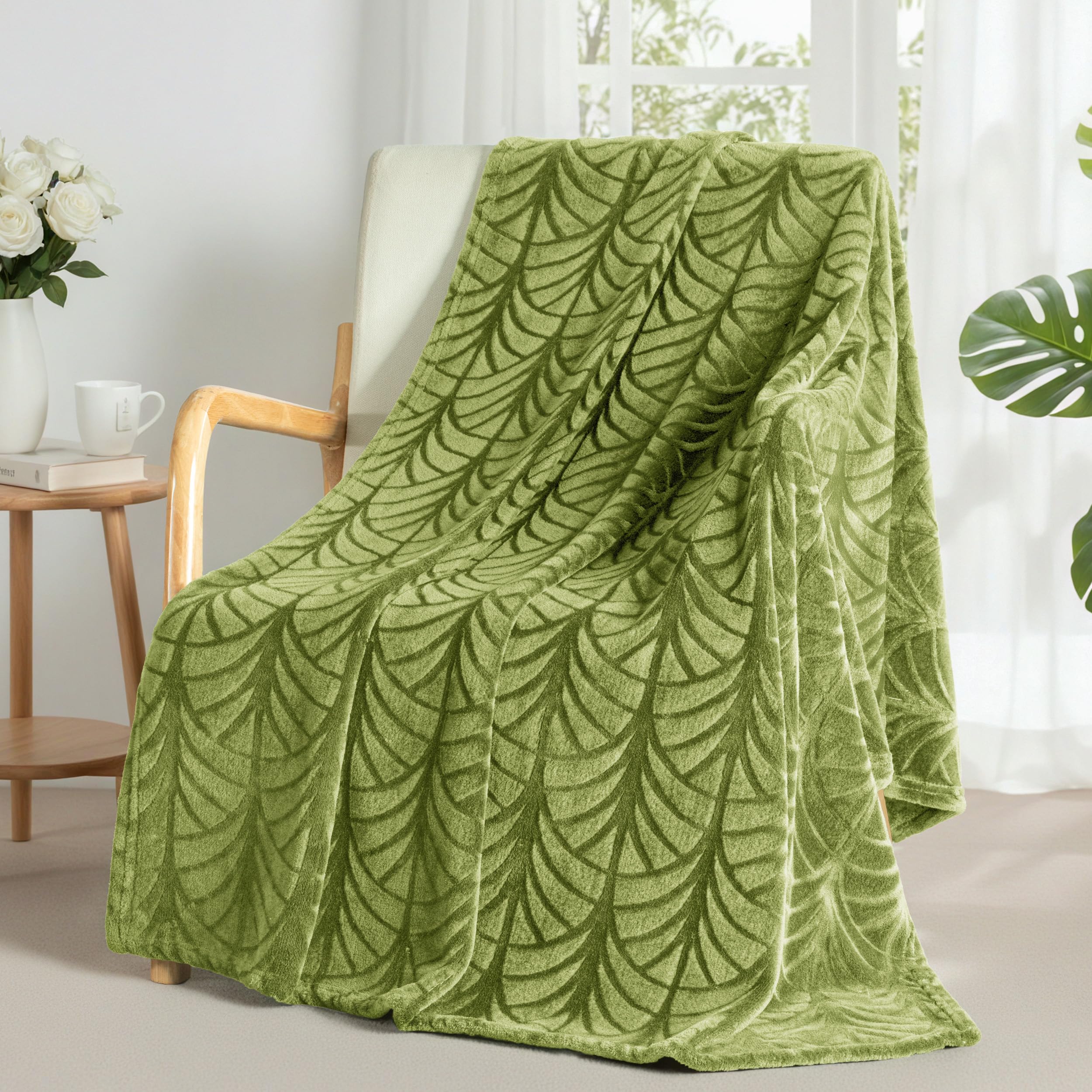 Whale Flotilla Manta de Forro Polar para Sofá con diseño de Hojas, Manta para Cama de Franela Muy Suave y Acogedora, 130 x 150 cm, Verde Oliva