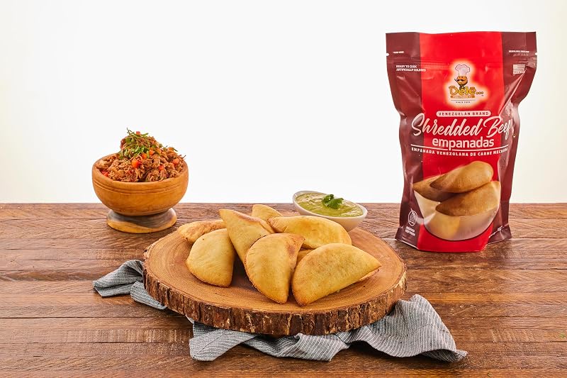 DELE FOOD Empanada de Carne Desmenuzada, 3 oz (8 Unidades) – Aperitivo congelado sin gluten con masa de harina de maíz y sabroso relleno de carne de res – Precocinado y listo para calentar en horno o freidora – Merienda o comida perfecta