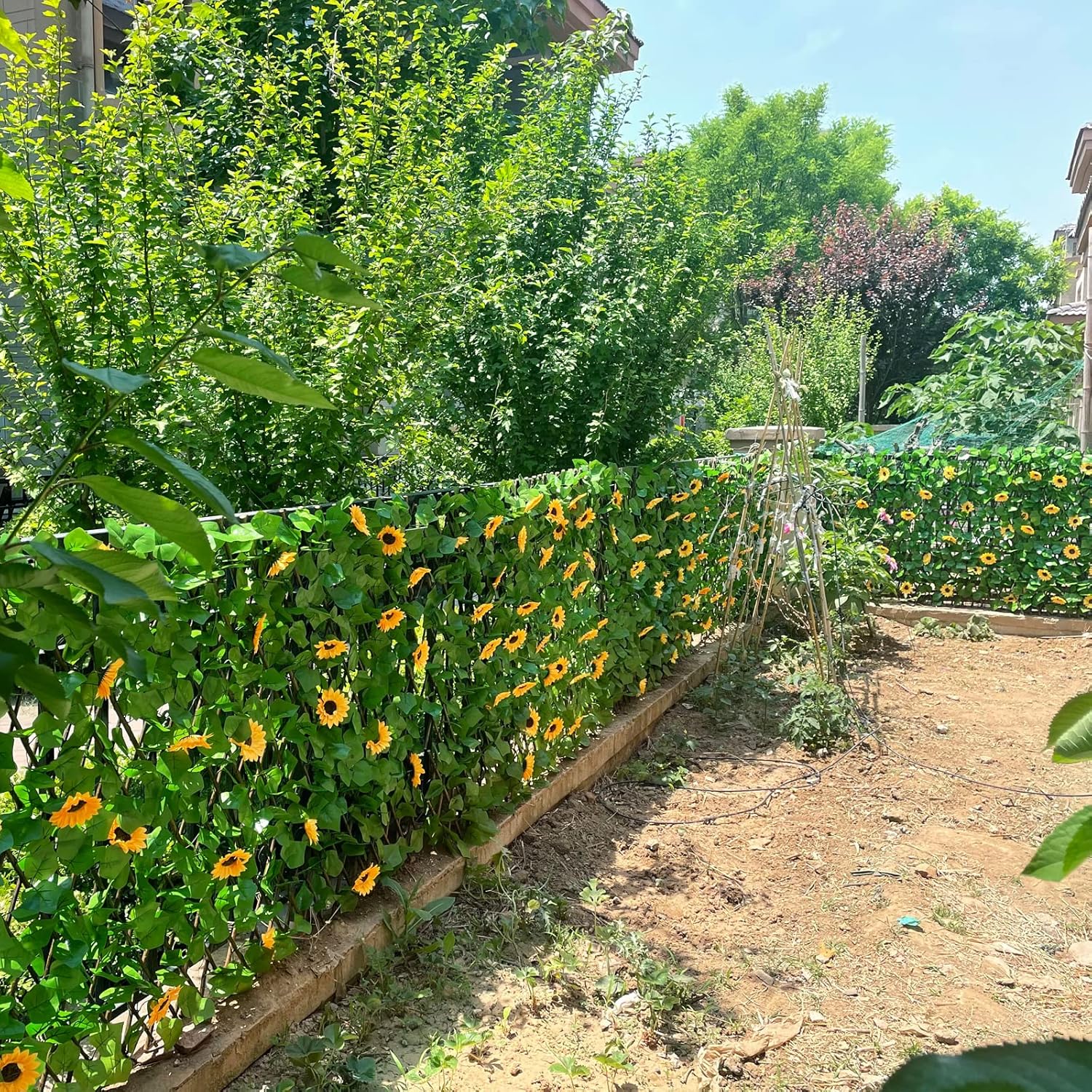 GLANT Expandable Fence Privacy Screen for Balcony Patio Outdoor,Decorative Faux Ivy Fencing Panel,Artificial Hedges (Single Sided Leaves) (2, Sunflowers) 2 Sunflowers