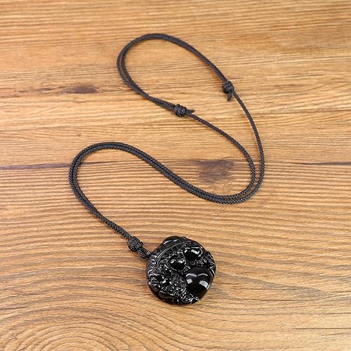 Vista 6 de Collar AmorWing con grabado Pixiu, de obsidiana negra naturalobsidiana de hieloágata roja