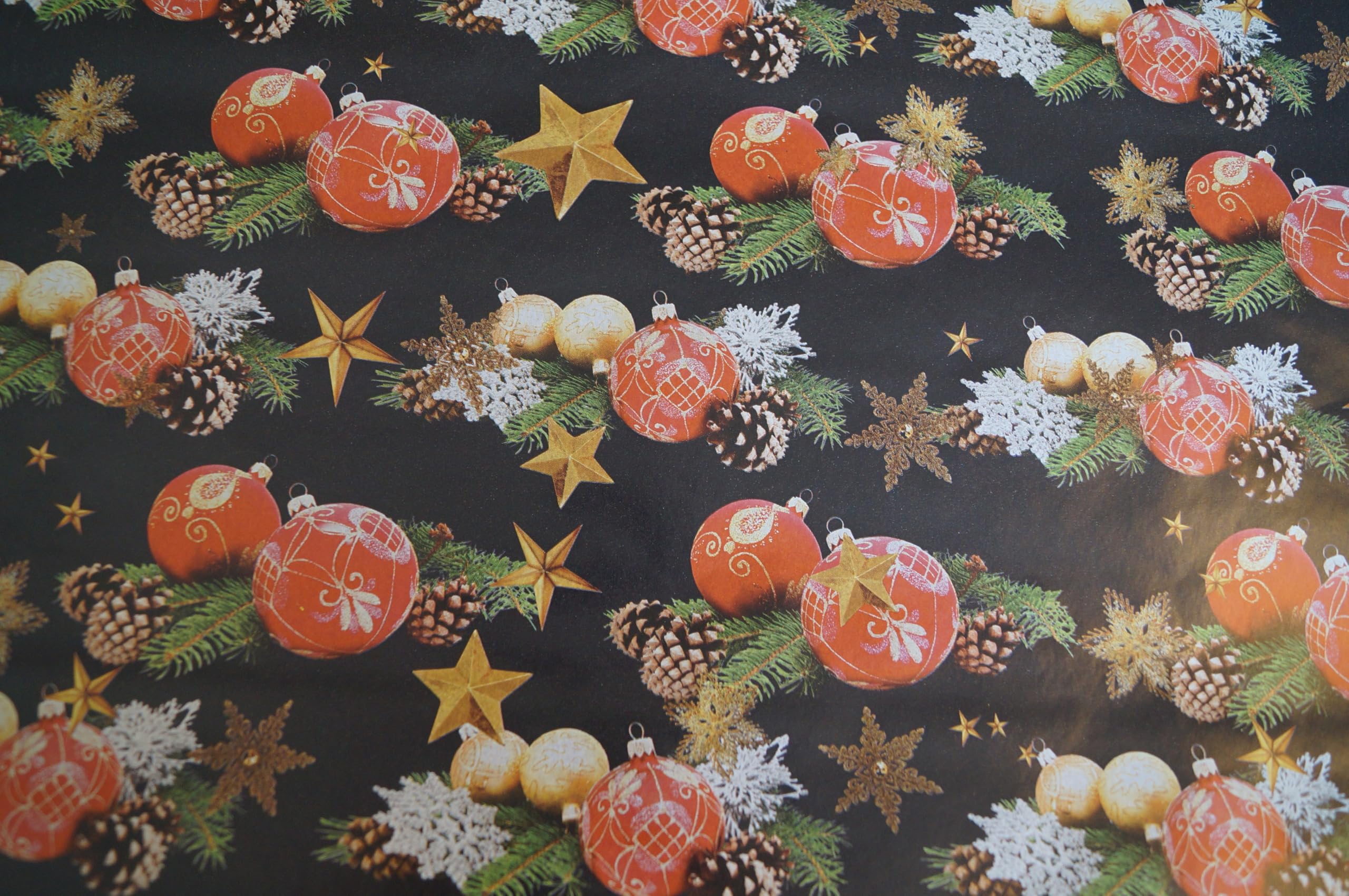 Geschenkpapier Weihnachten Weihnachtspapier Weihnachtsgeschenke Papier Kinder Familie 32 Rollen Set - 70cm x 2m, bunt, festlich mit diversen Motiven