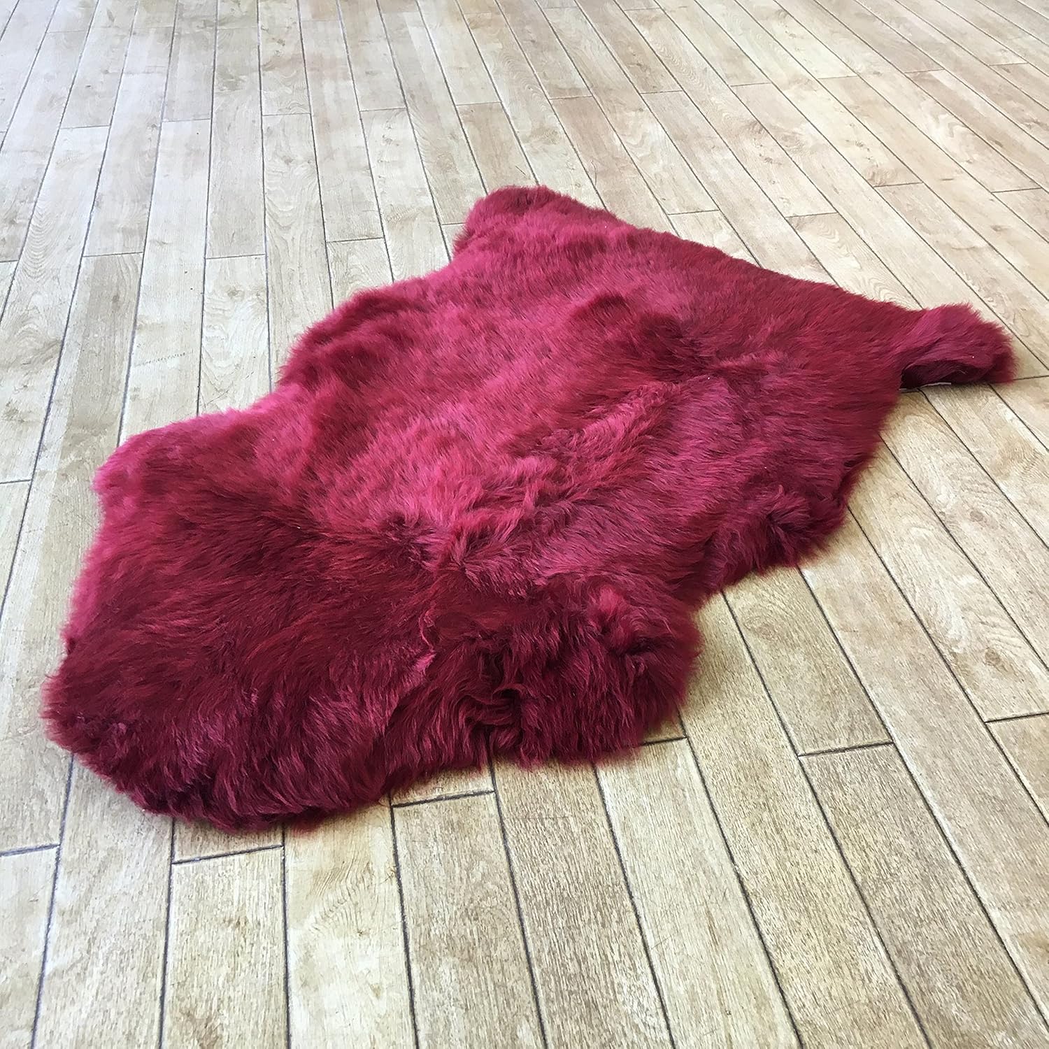 HUAHOO Premium Genuine Sheepskin Rug Wine Red Real Australia Sheepskin Natural Lambskin Fur Area Rug Seat Covers for Kids Bedroom Sofa Chair Cover Single Pelt/2' x 3' Wine