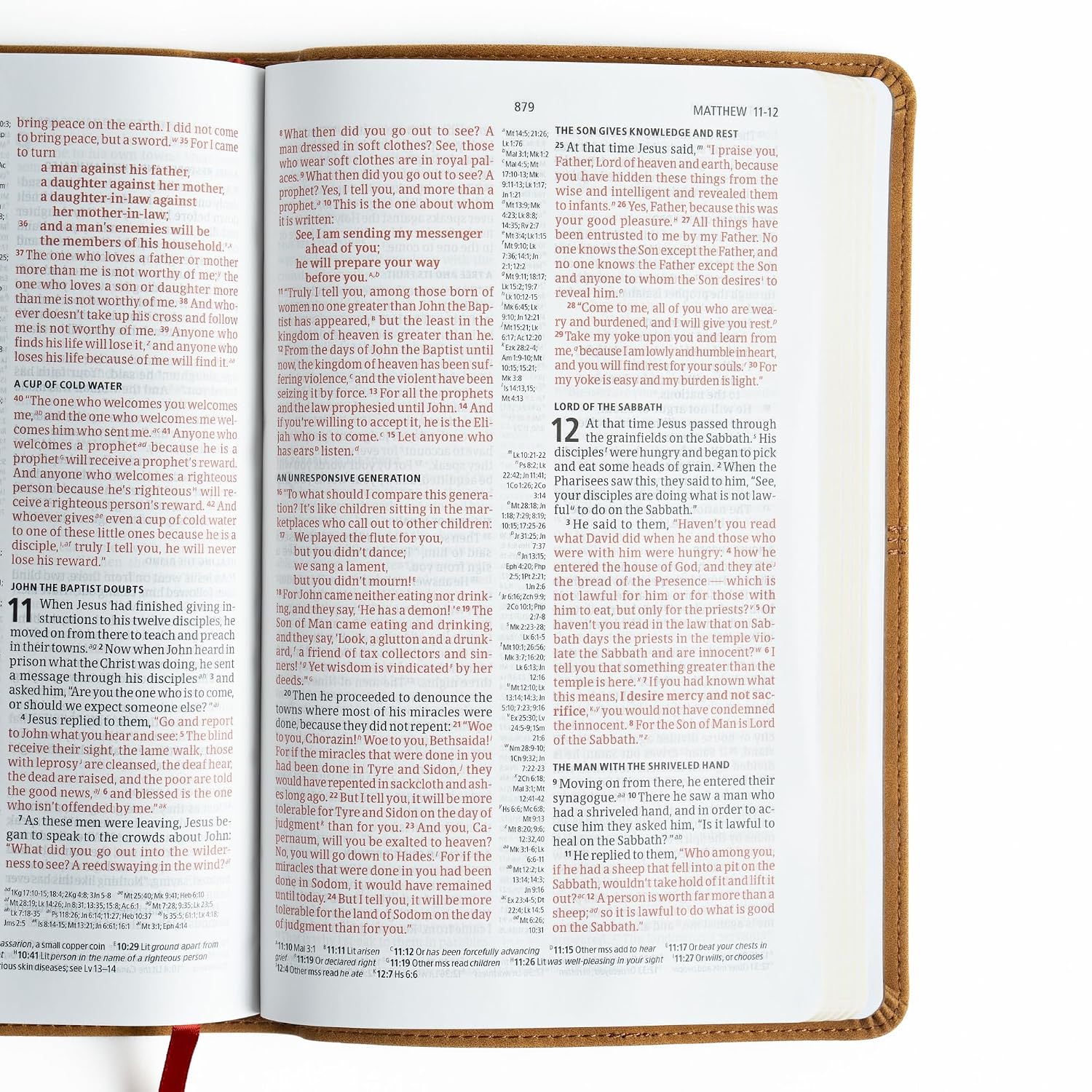 CSB Thinline Reference Bible, Digital Study Edition, Camel SuedeSoft LeatherTouch, Red Letter, Presentation Page, Cross-References, Full-Color Maps, Easy-to-Read Bible Serif Type