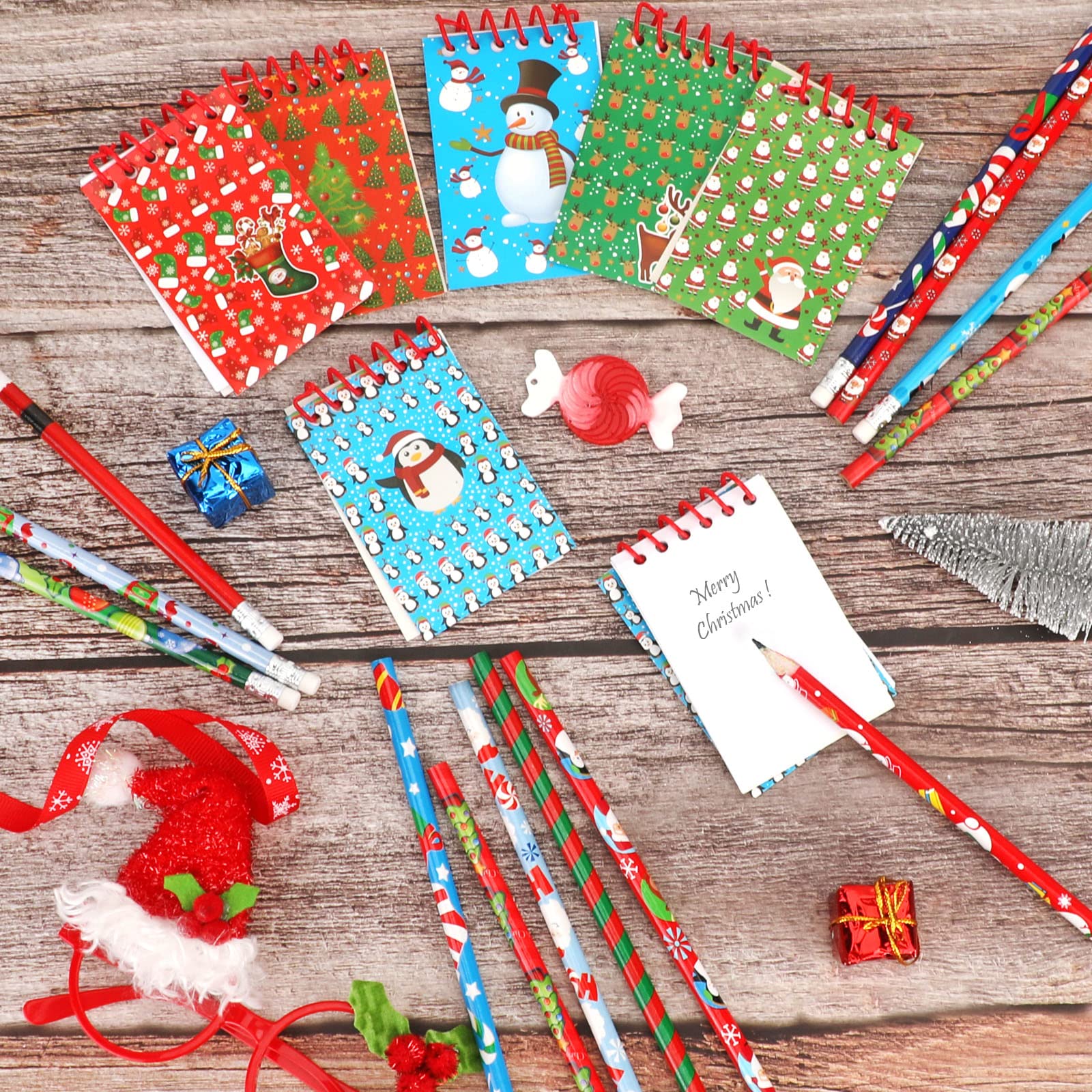Set Regalo Natale Per Bambini HOWAF: 8 Mini Quaderni, 12 Matite, 10 Fogli Tatuaggi E 6 Portachiavi, Tema Natalizio - 4