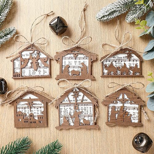 Vista 2 de Shellwei 24 Piezas Adornos de Madera de Escena de Natividad Historia de Navidad 2025, Juego de Regalo a Granel, Partituras de Música Cristiana