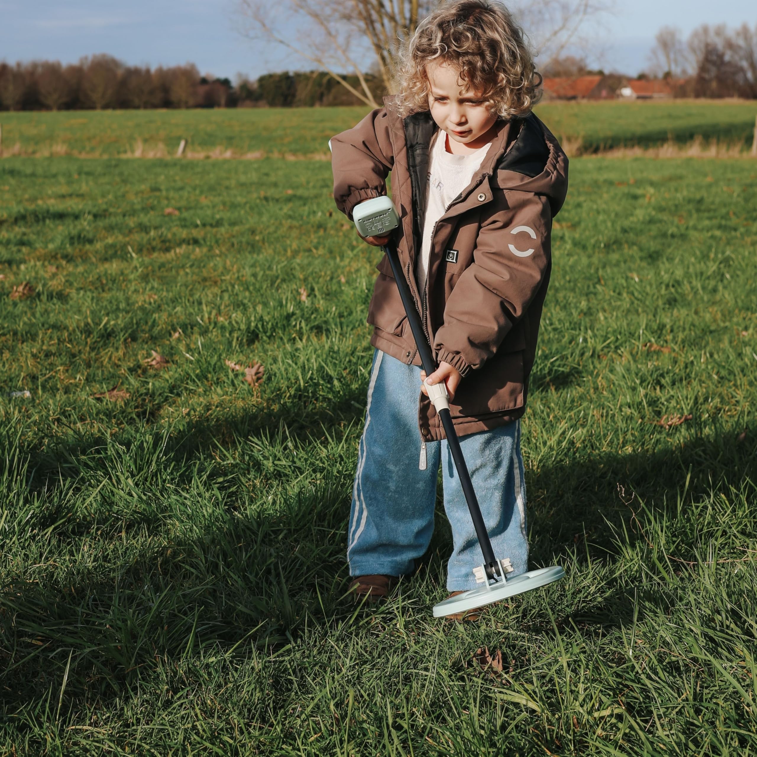 KIDYWOLF - KIDYMETAL - Détecteur de Métaux Enfant Rechargeable 6ans+ | Bras télescopique, pliable et réglable en hauteur, détection précise, kit complet de chasse au trésor