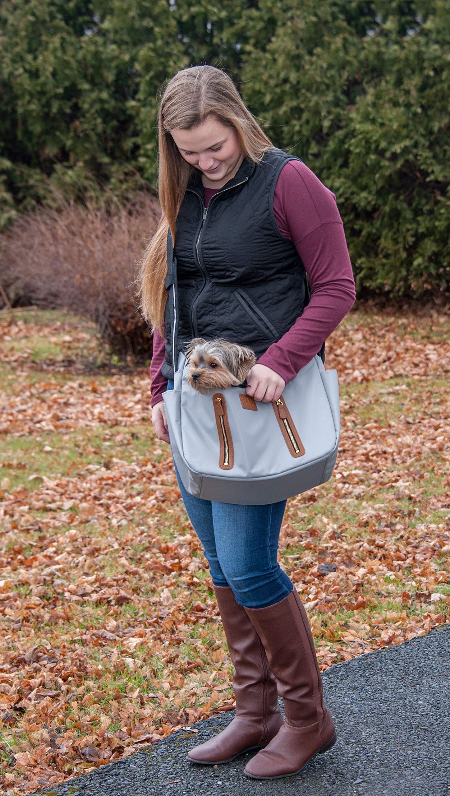 Pet Gear Bolsa transportadora para Gatos/Perros, Bolsillo de Almacenamiento, Forro extraíble Lavable, Parte Superior con Cremallera y Ventanas de Malla, Color Gris Claro
