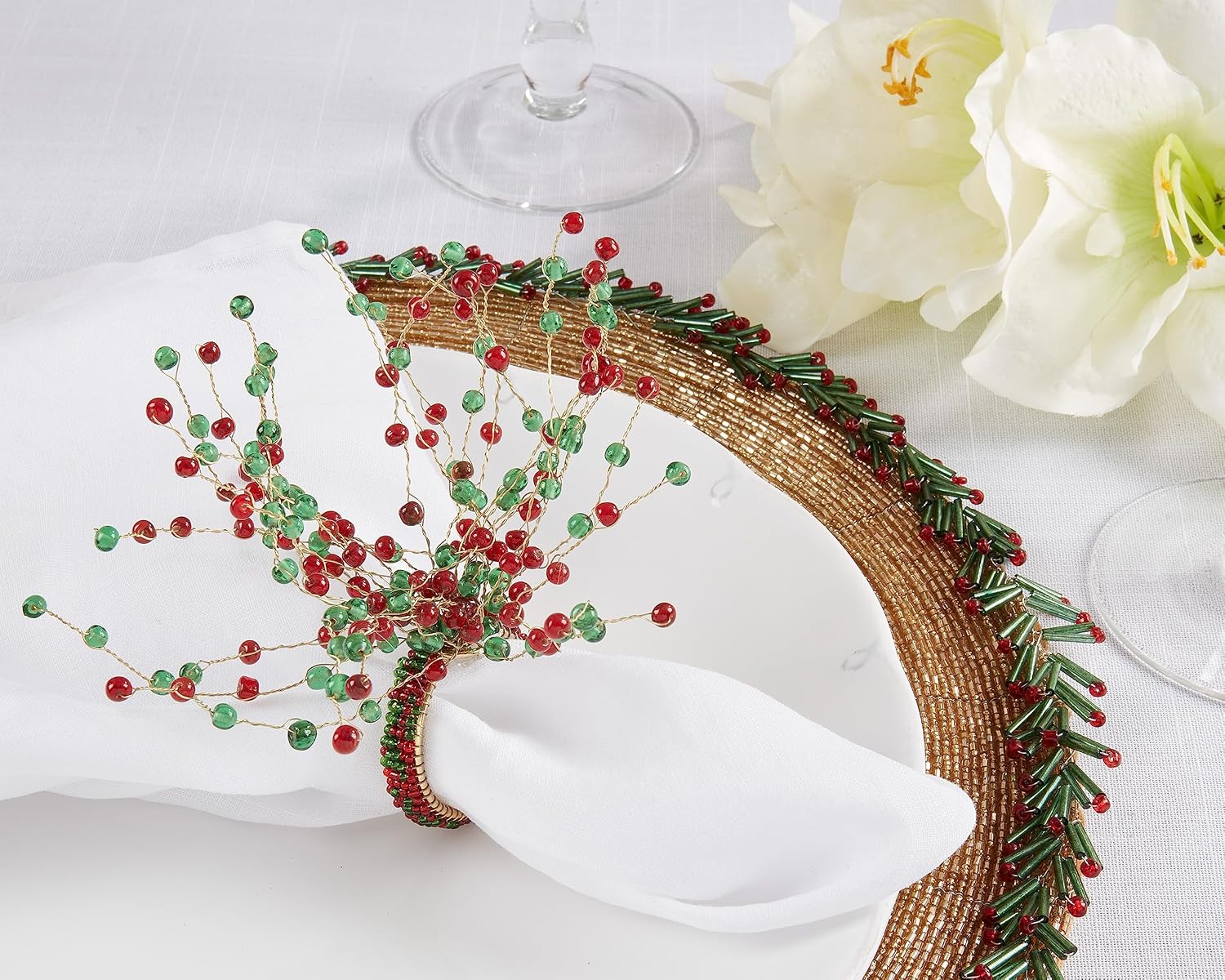 Saro Lifestyle Beaded Burst Design Napkin Ring (Set of 4), Red/Green