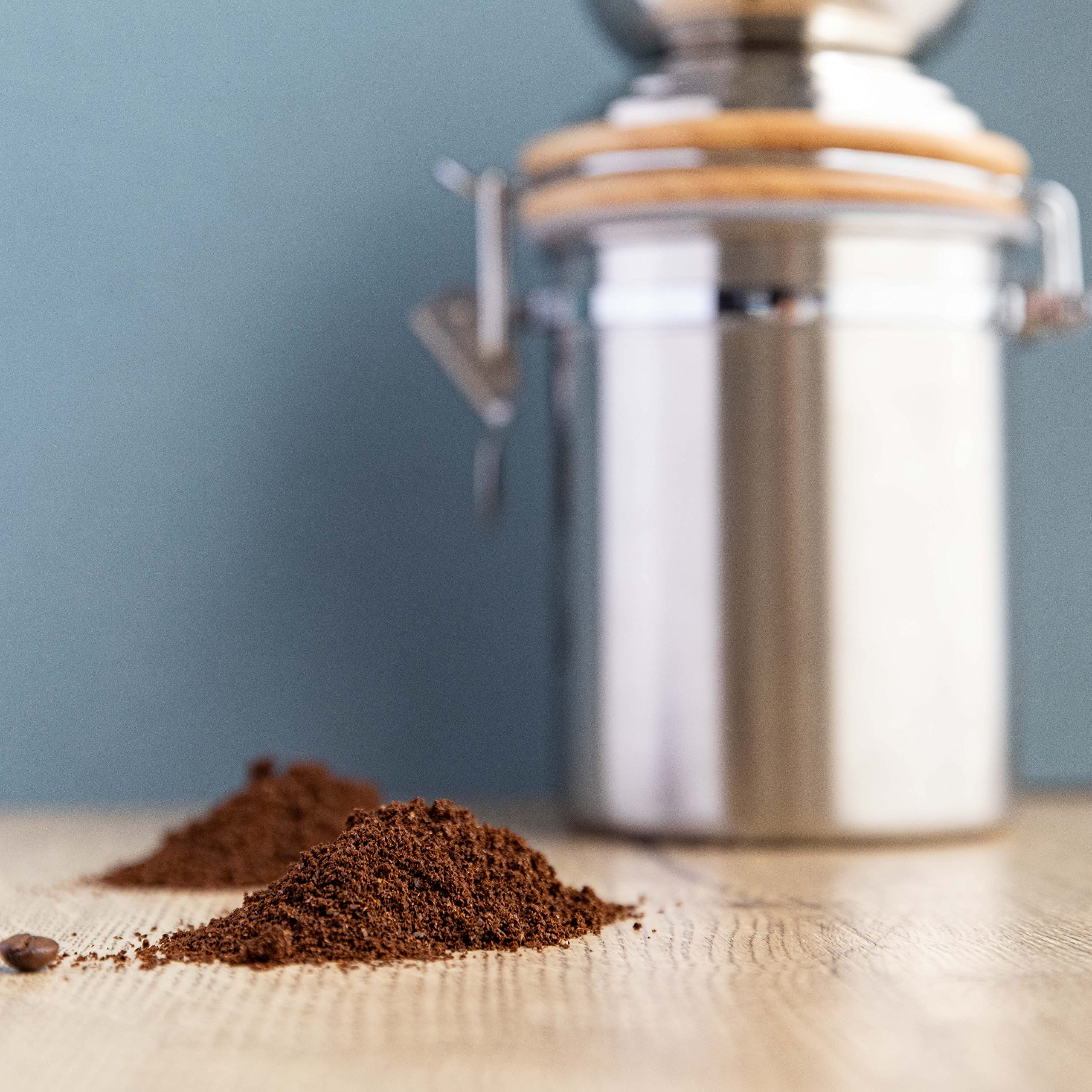 La Cafetière Moulin à café traditionnel en acier inoxydable, argenté