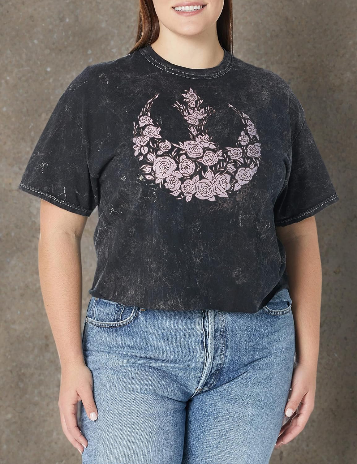 STAR WARS Rose Rebel Women's Mineral Wash Short Sleeve Crop Tee