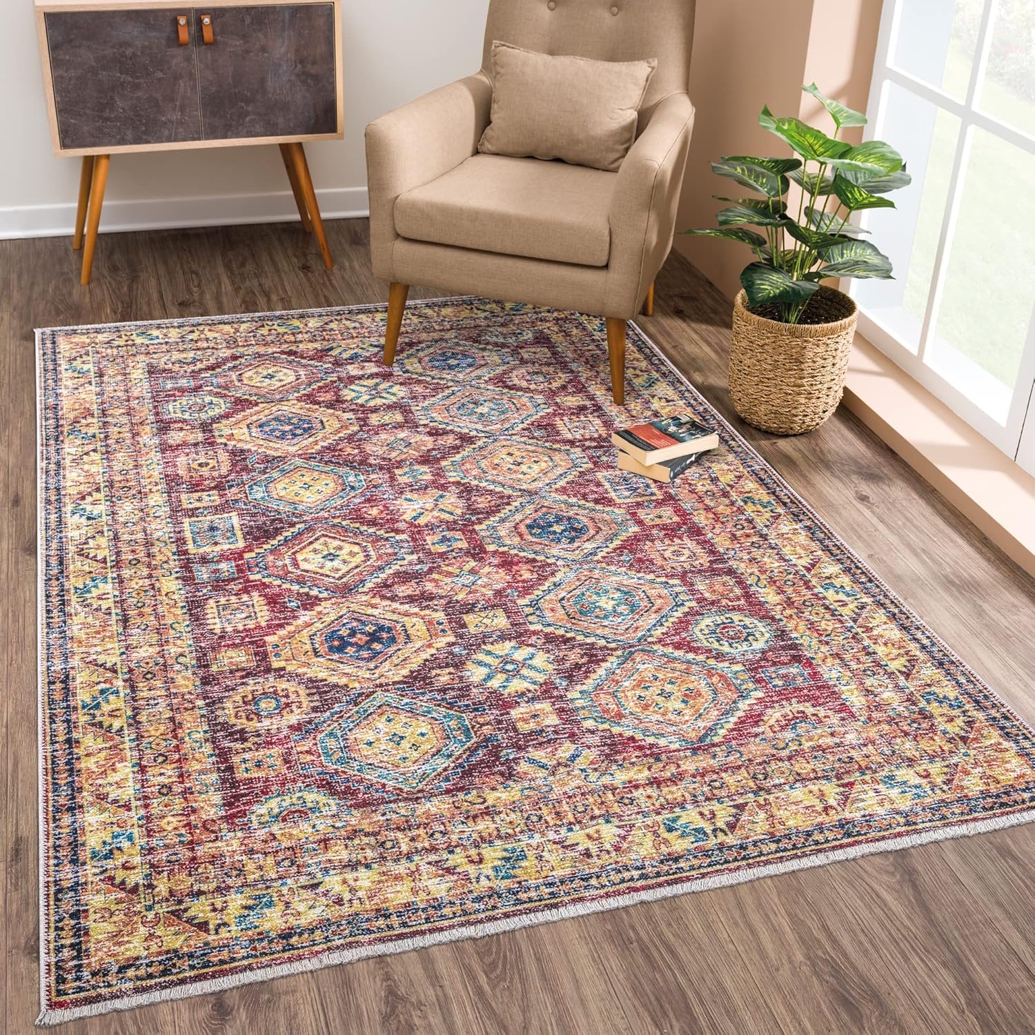 Tapis salon géométrique rouge beige et bleu style traditionnel multicolore