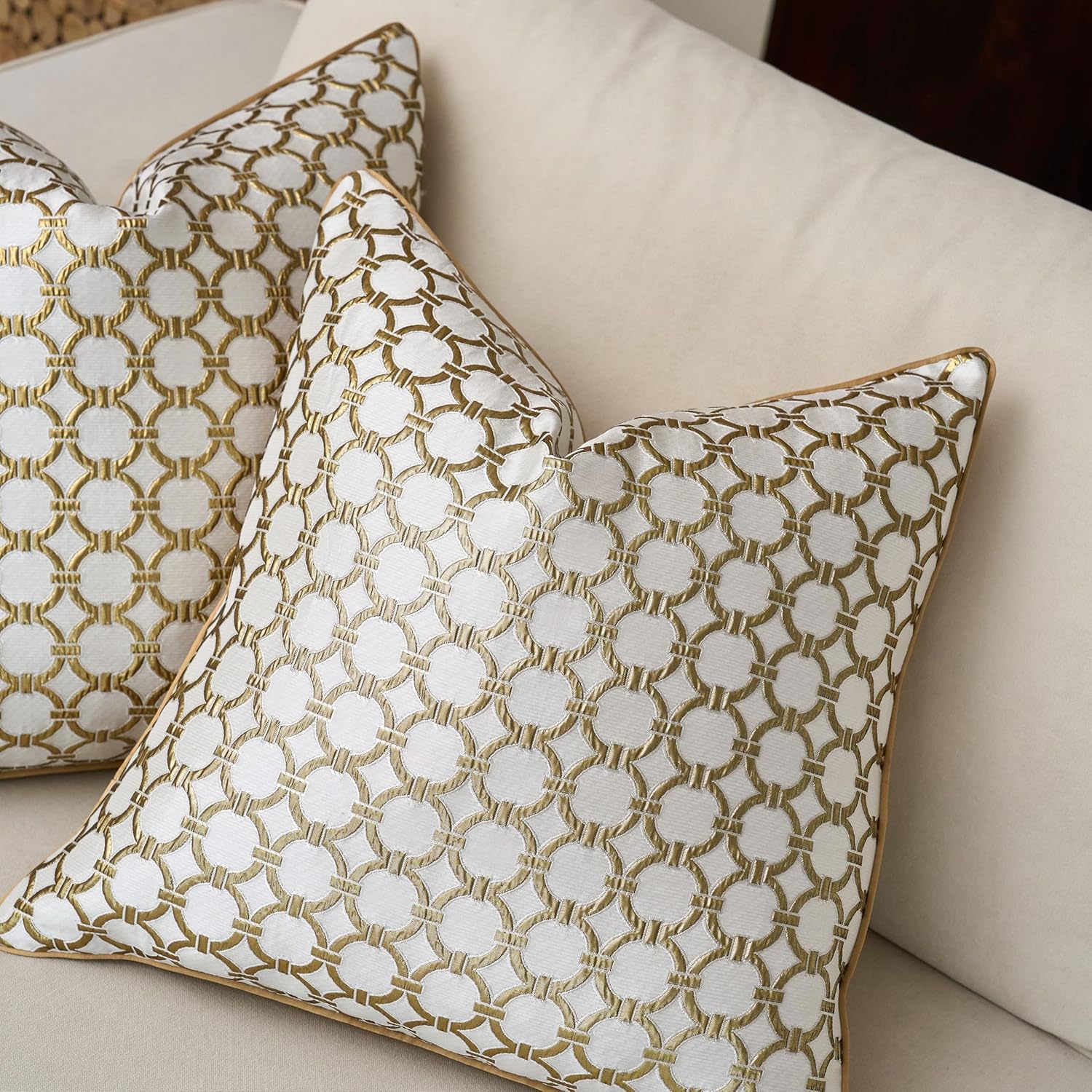 Mid Century Modern Throw Pillow Covers 22x22 Inches Set of 2 Textured Jacquard Circular Pattern Decorative Accent Pillows Covers for Bed, Sofa, Couch, and Home Decor - Ivory Gold (No Insert)