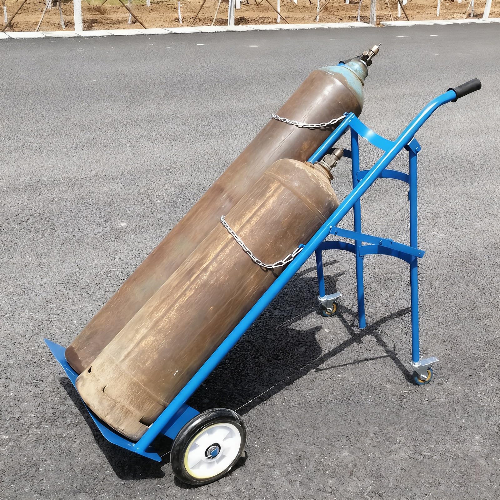 Mobilny Ständer na Zbiornik Tlenowy, Wózek na 2 Butelki, Przenośna Dolly na Koncentrator Tlenu/Nośnik na Cylinder E, Z Ciężkimi Kołami i 2 Łańcuchami Ochronnymi, Wózek na Spawanie