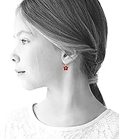 Vista 2 de aretes con pasador, flor bañada en oro 14 quilates, para niñas