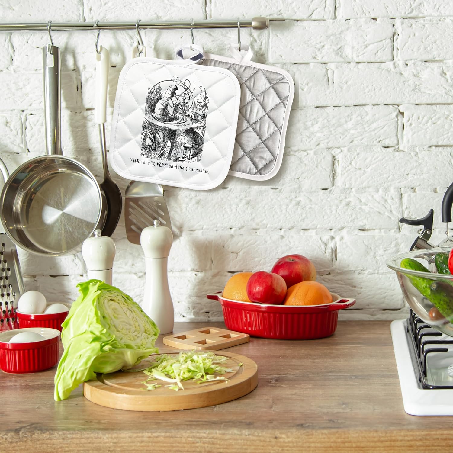 3D Rose Who are You-Smoking Caterpillar Quote from Alice in Wonderland Pot Holder, 8 x 8