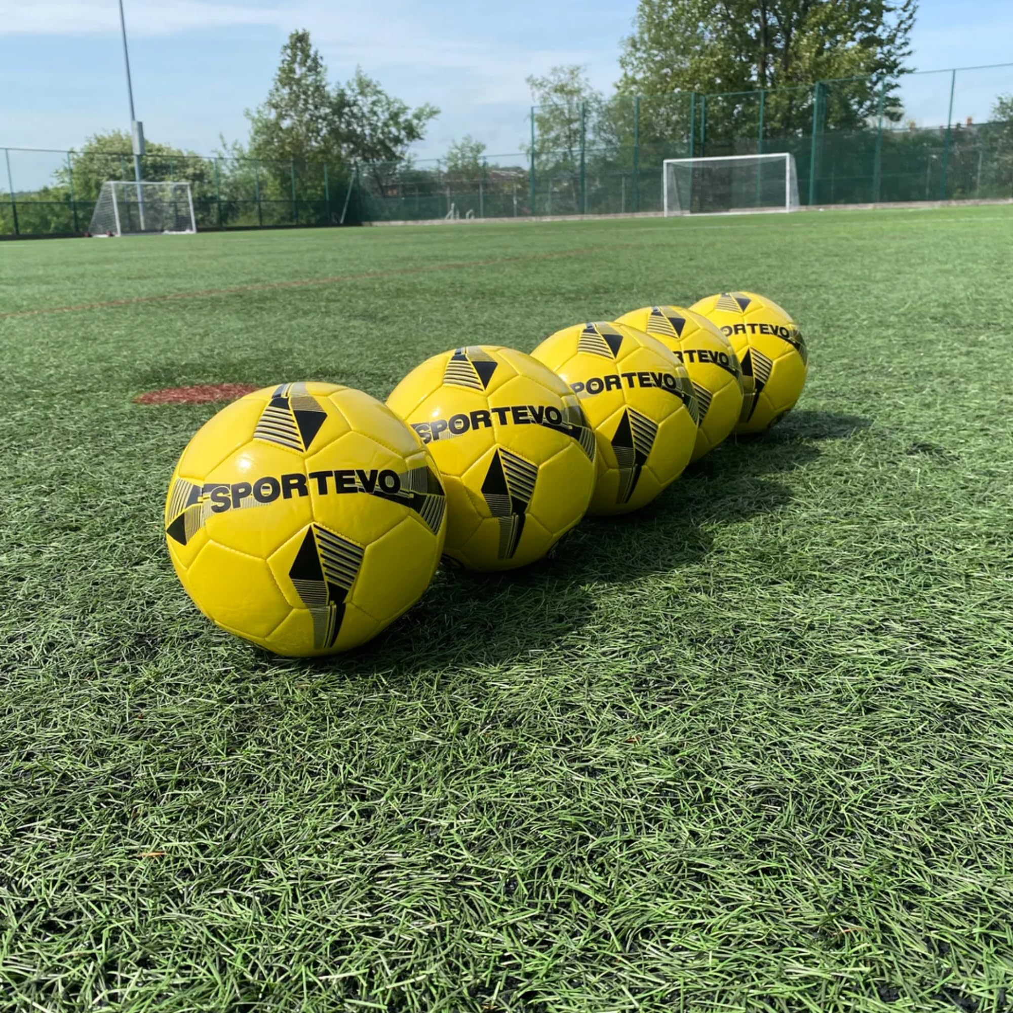 SportEvo Eclipse Training Football Bundle [5 Pack] – Football Training Balls Size 3, 4 & 5 for Grassroots Clubs, Schools & Coaches, TPU Outer, EVA Foam Lining, Grass & AstroTurf (Yellow, 5)