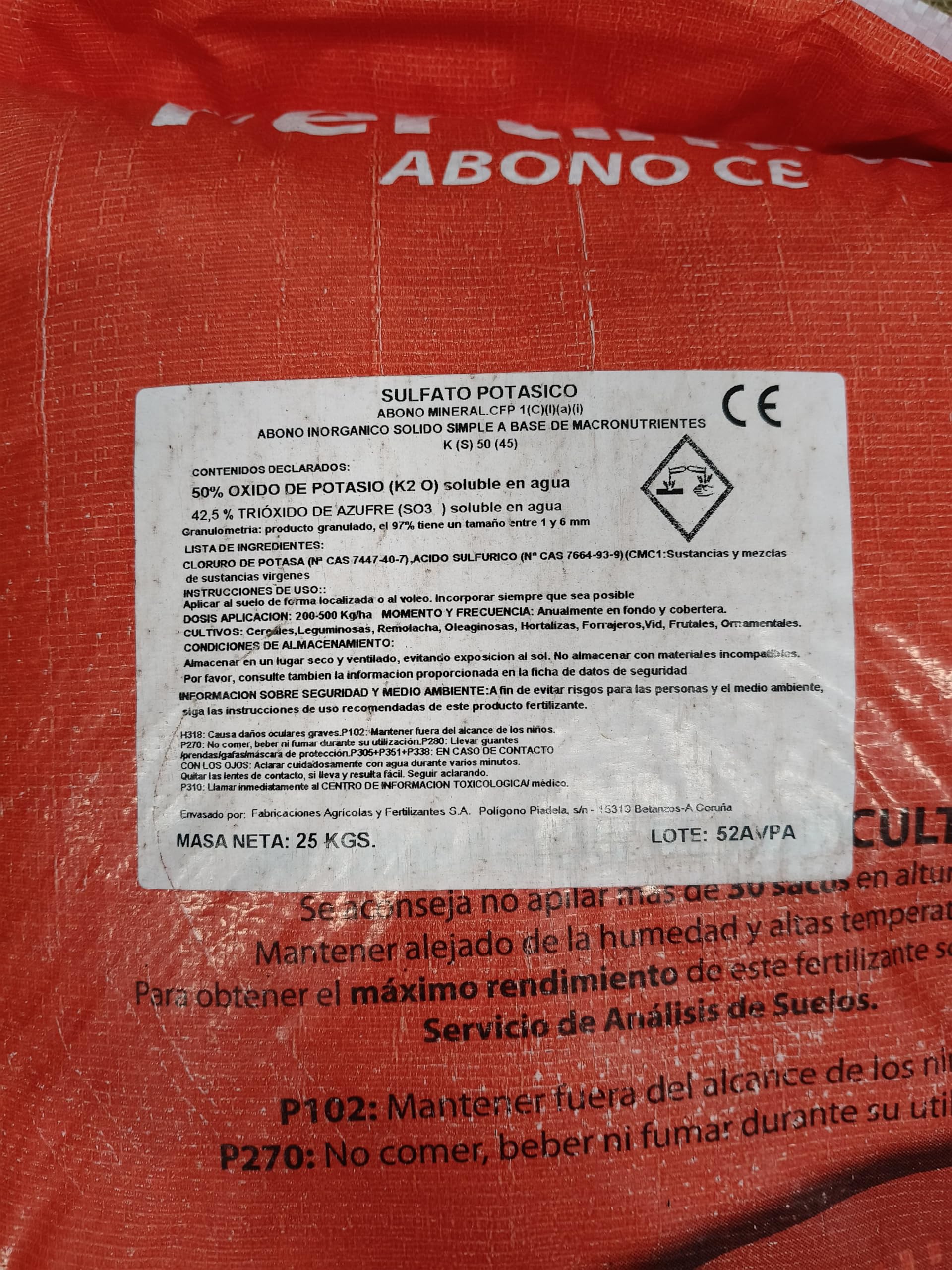 Sulfato potasico granulado saco 25kg. Abono inorganico solido simple a base de macronutrientes. Aporte de potasio y azufre. Fertilizante para plantas.