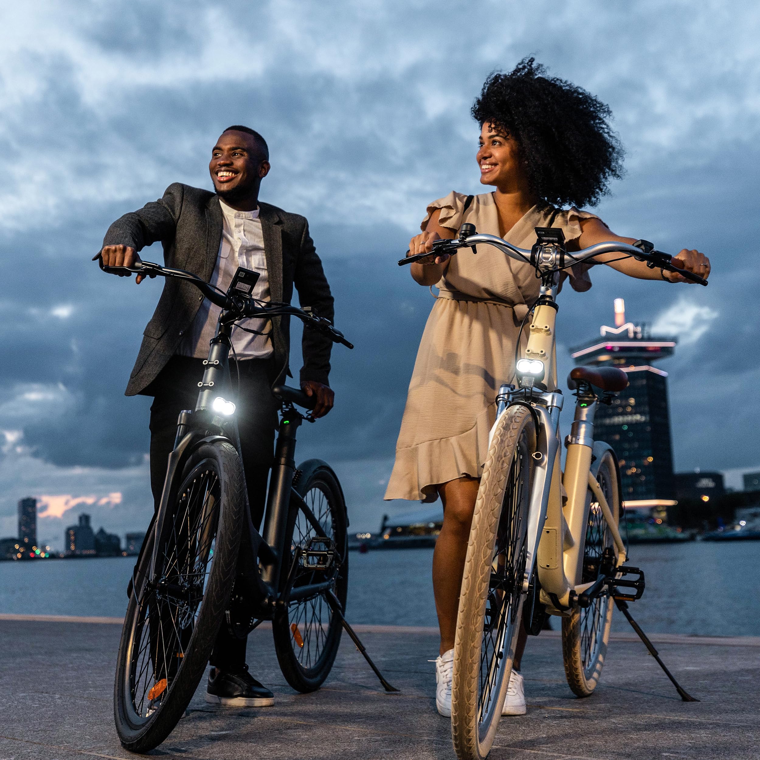 A Dece Oasis ADO E-Bike Air28 Ultra Elektrofahrrad,Pedelec Riemenantrieb,Citybike,e Bike 28 Zoll, 3 Gang, Automatikschaltung, 250W,25KM/H,ADO APP,LCD,Heckmotor, Gepäckträger, ebike Damen/Herren