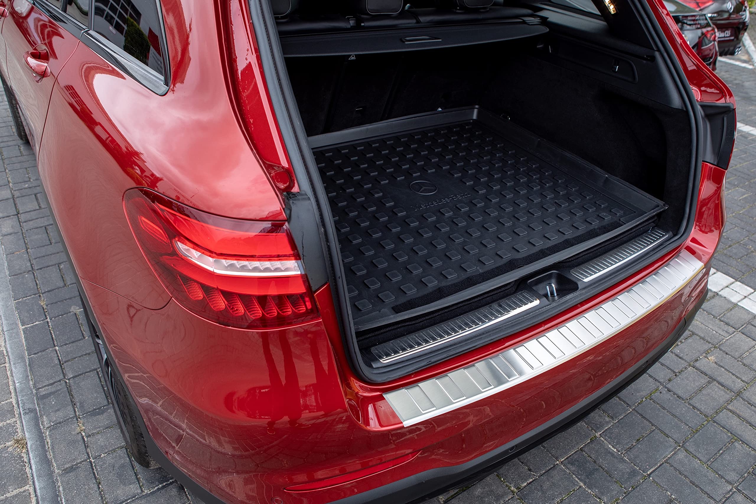 Aroba AR1178-BL Edelstahl Schwarz Black Chrome Ladekantenschutz kompatibel mit Mercedes Benz GLC BJ. 9.2015-4.2019 passgenau Abkantung Farbe Schwarz-Anthrazit