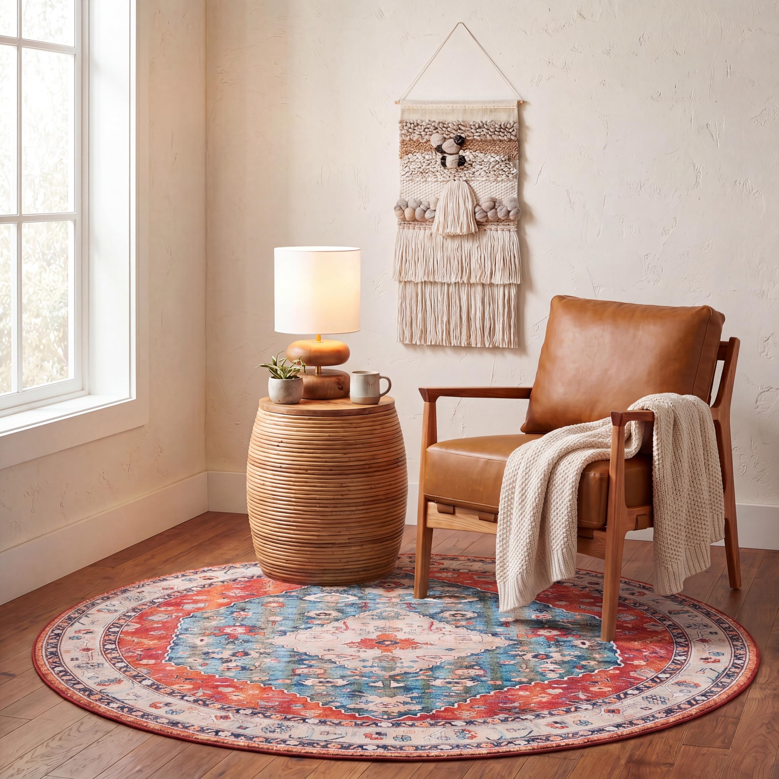 Safavieh Traditional Rug Ideal for High Traffic Areas - Machine Washable and Non Slip - Tucson Collection, Short Pile, in Beige and Blue, 152 X 152 cm