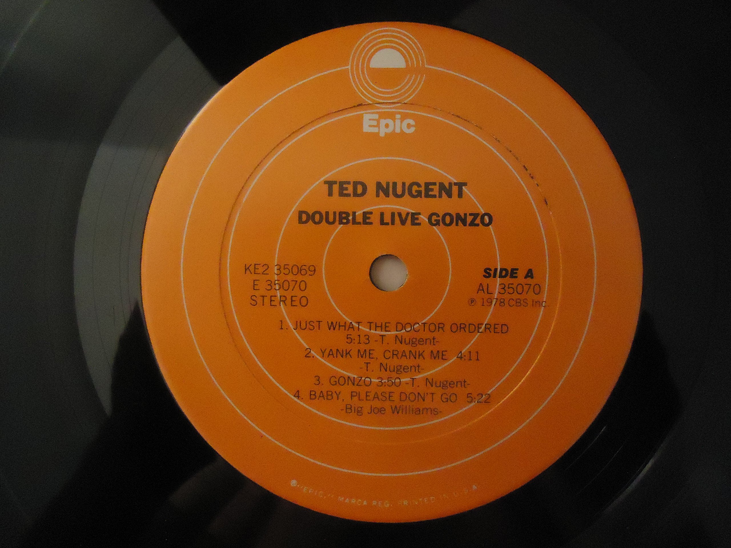 Ted Nugent di Double Live Gonzo. Etichetta: Epic ke2 35069, Epic 35069 formato: 2 – Vinile, LP, Album Country: US Released: 1978 Genre: Rock Style: Hard Rock – VG + +/NM