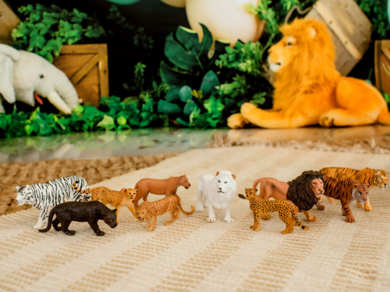 Amazon.com: ZAGA Toys Jungle Cat Holiday Bundle | Lions, Tigers