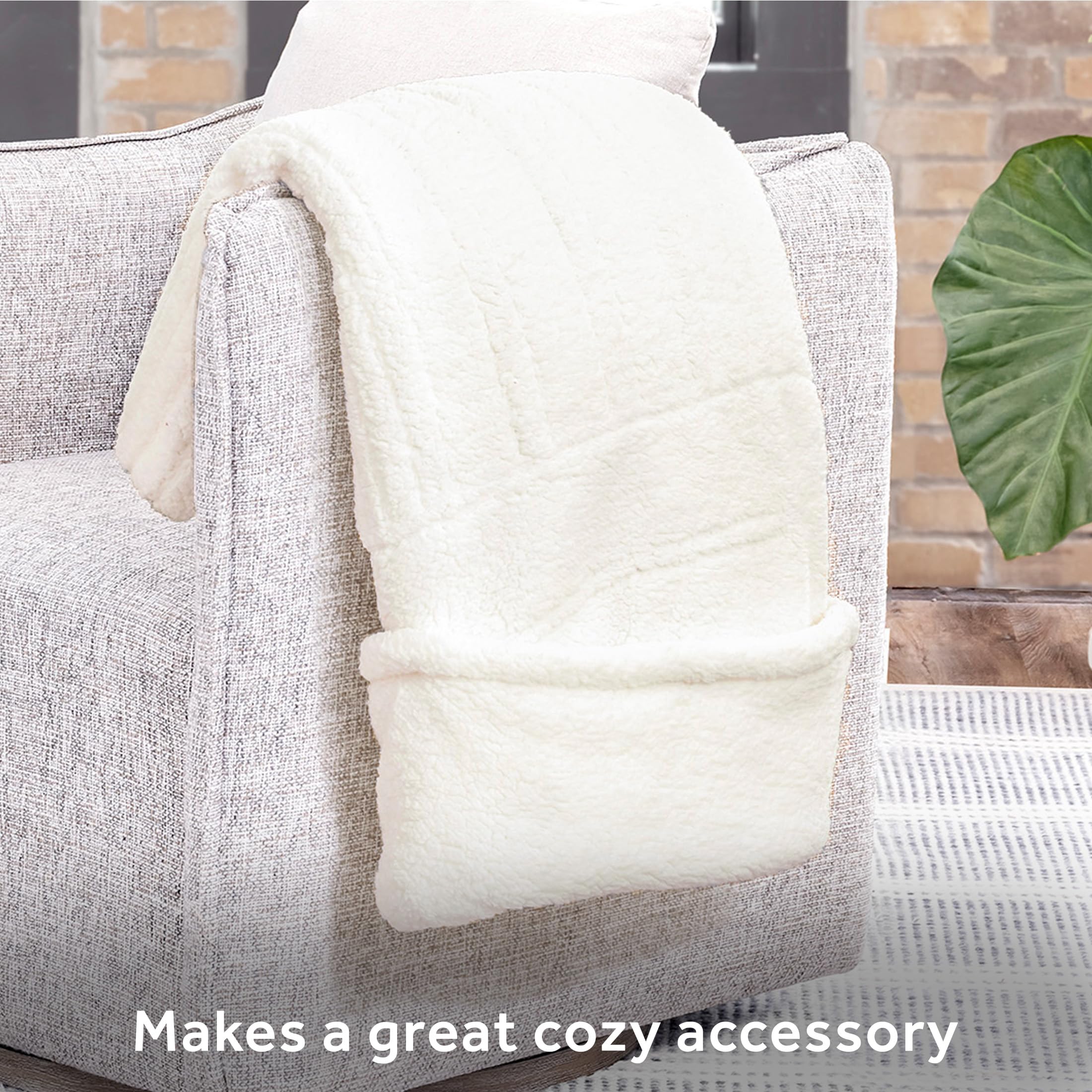 Sunbeam Royal Sherpa Natural Footpocket Heated Throw : Amazon.ca: Home