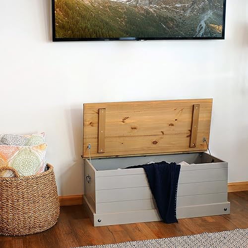 Miniatura 8 de Sunnydaze Cofre de almacenamiento de madera de pino macizo asas y bisagras de aleación de zinc capacidad de almacenamiento de 47 galones baúl de