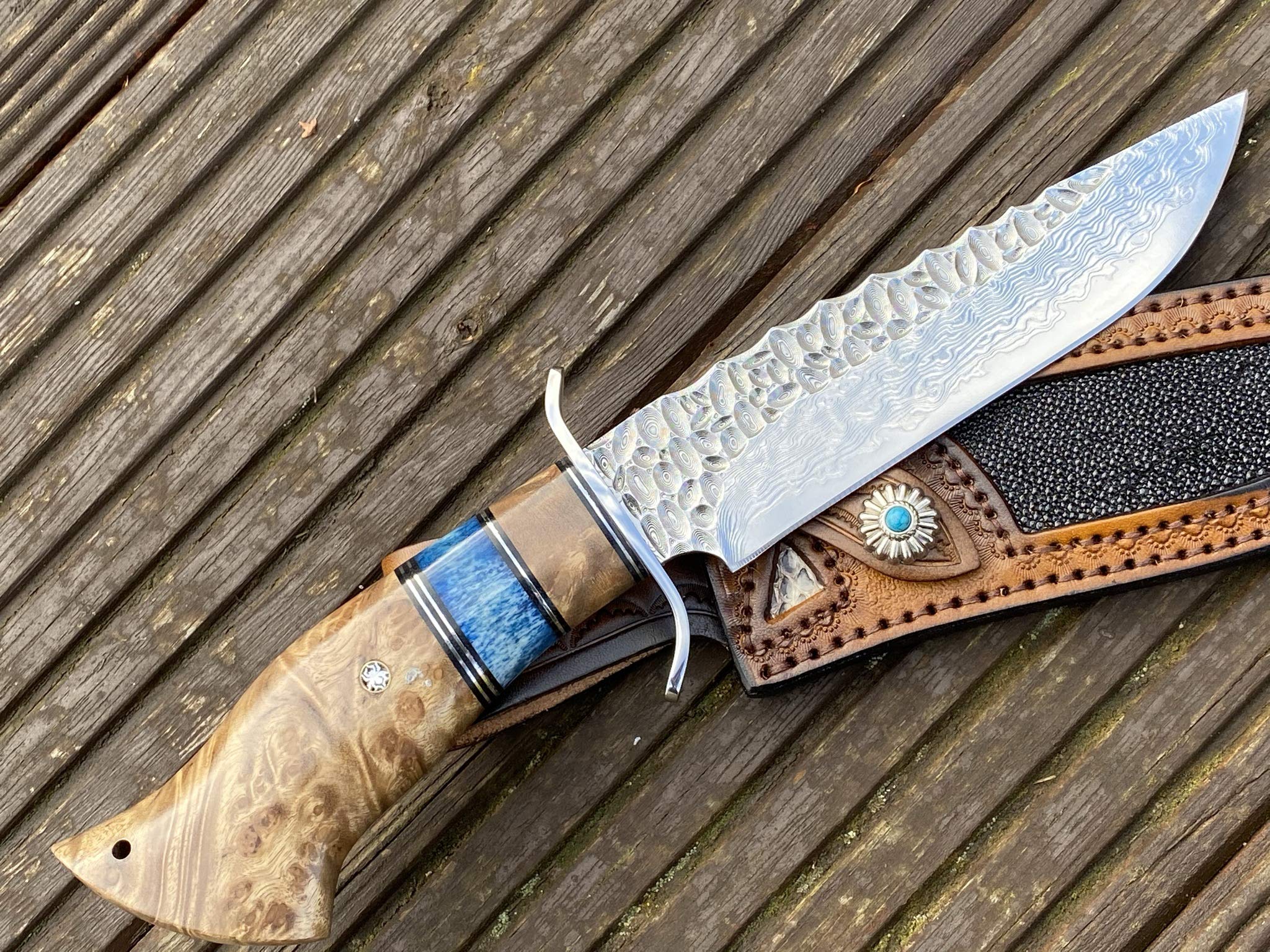 Perkin Damastmesser Rostfrei Jagdmesser Damast Bowie Messer Festes Klingenjagdmesser mit Scheide Handgefertigte Damaststahl VG10 Klinge