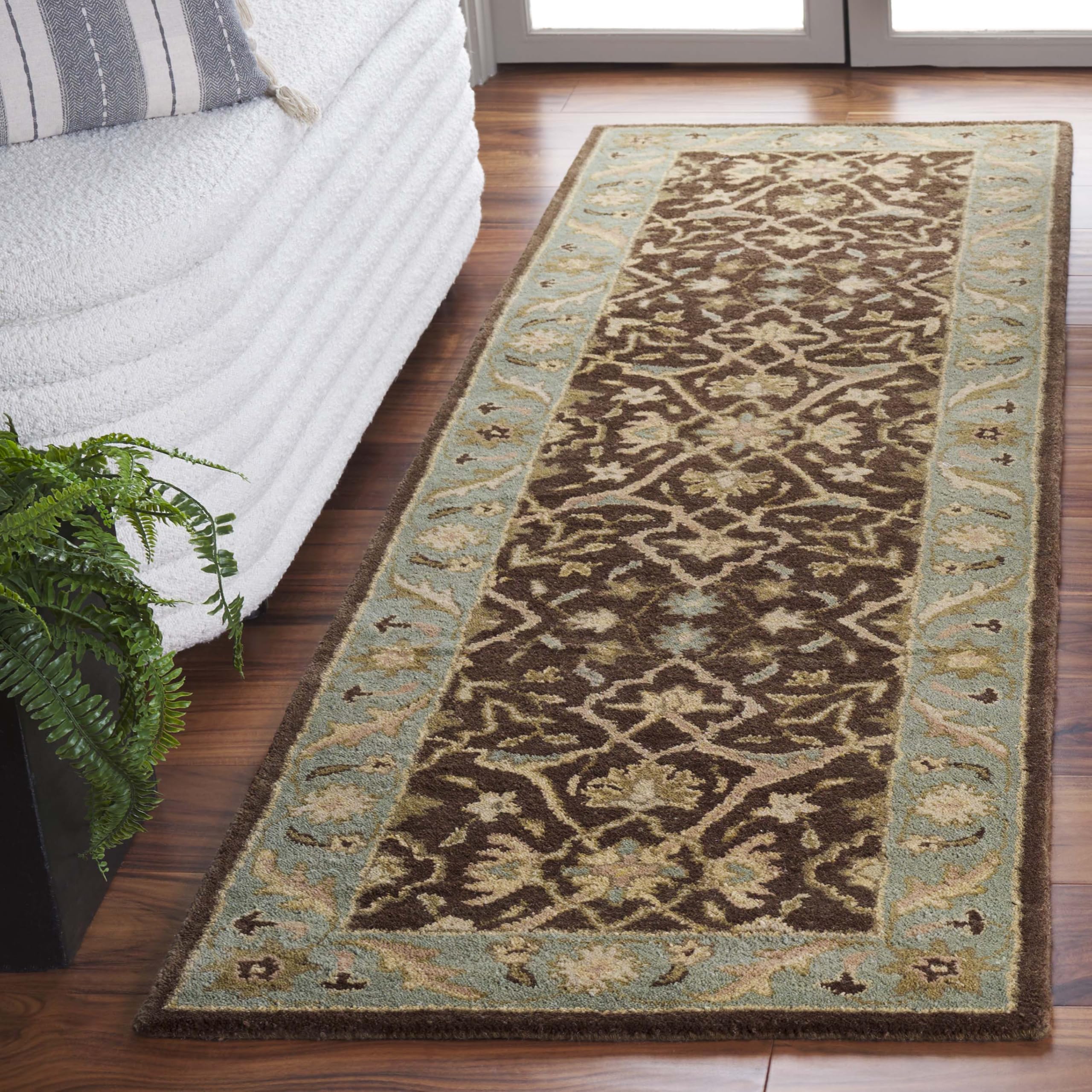 Amazon.com: SAFAVIEH Antiquity Collection Runner Rug - 2'3