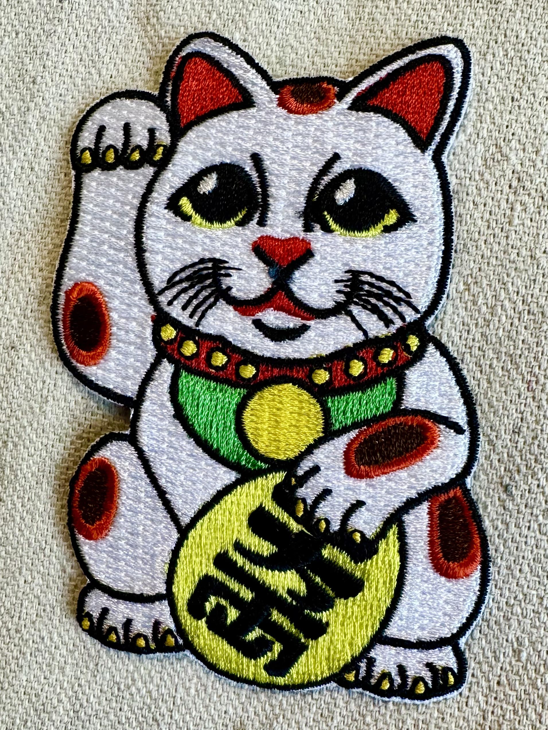 Amazon.com: Maneki-Neko Iron-On Patch Embroidered Lucky