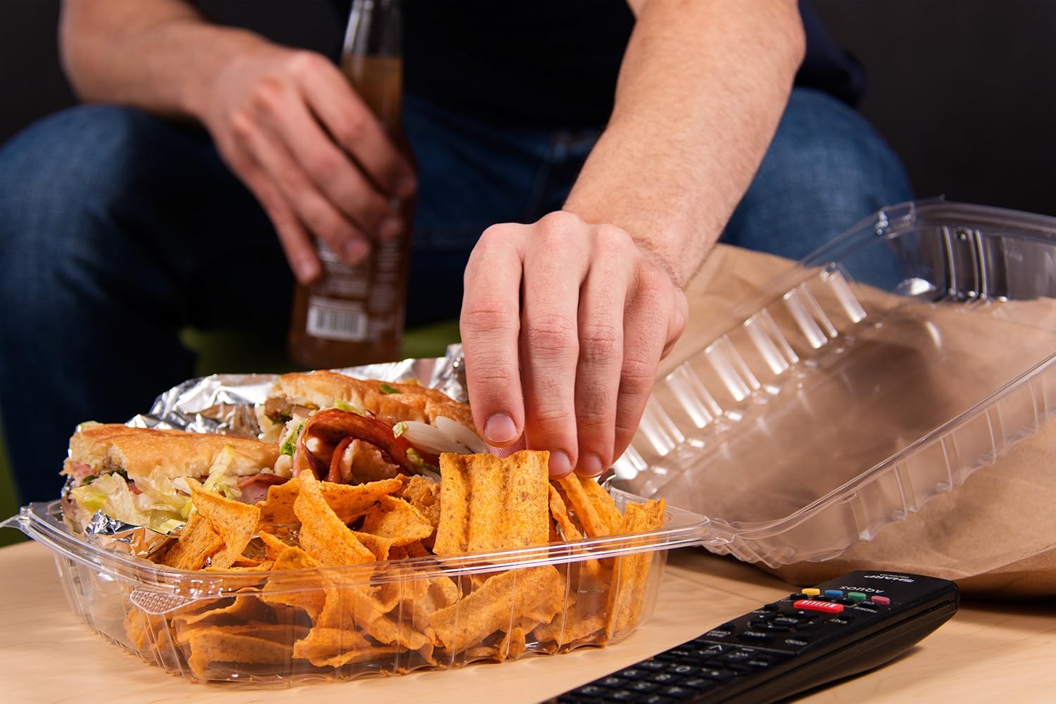 Dart C95PST1 OPS Lg Clear Hinged Container, 8.9 X 9.4 in (Case of 200) - Image 7