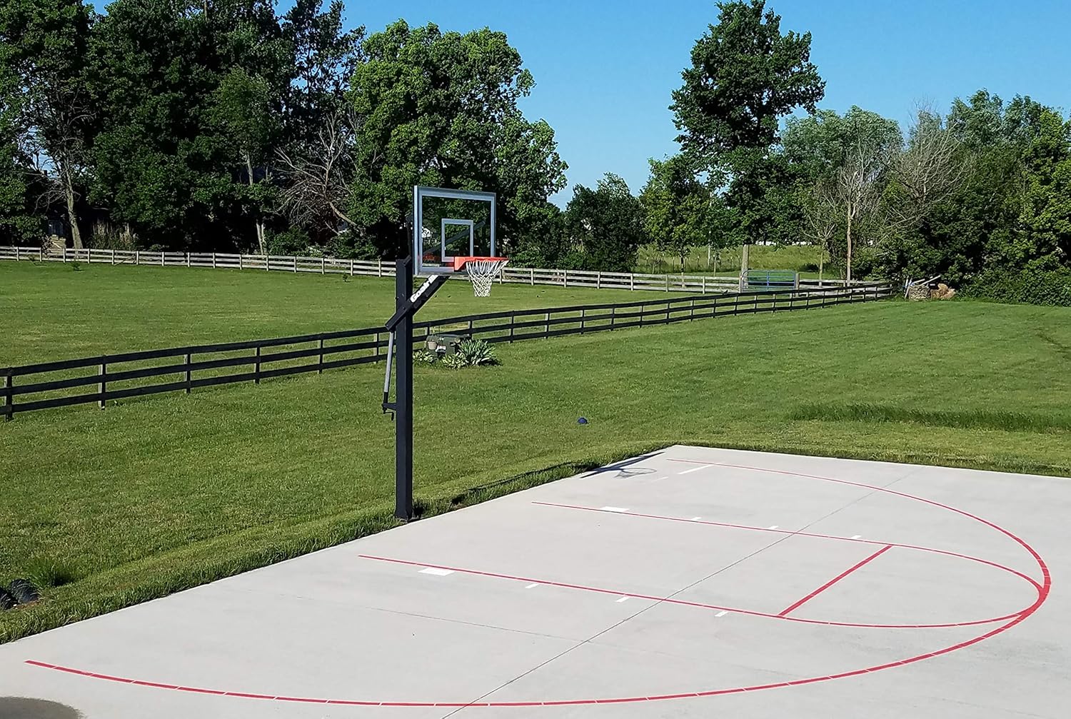 Ronan Sports Complete Easy Court Basketball Stencil Kit | Includes Spray Paint & Spray Box | Made in USA (White) : Sports & Outdoors