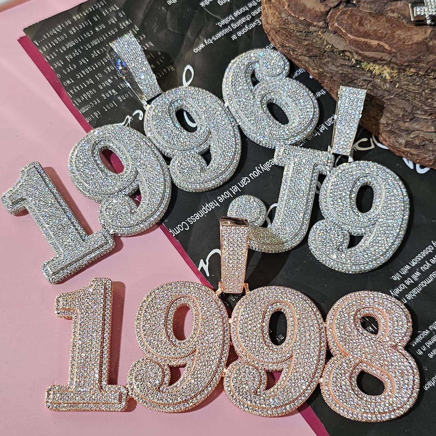 Custom Diamond Chain Iced Out Pendants for Men Name Plate Necklaces Custom Name Necklace for Men Women Cubic Zirconia Hip Hop Jewelry for Rappers Friends Lovers Family Gifts