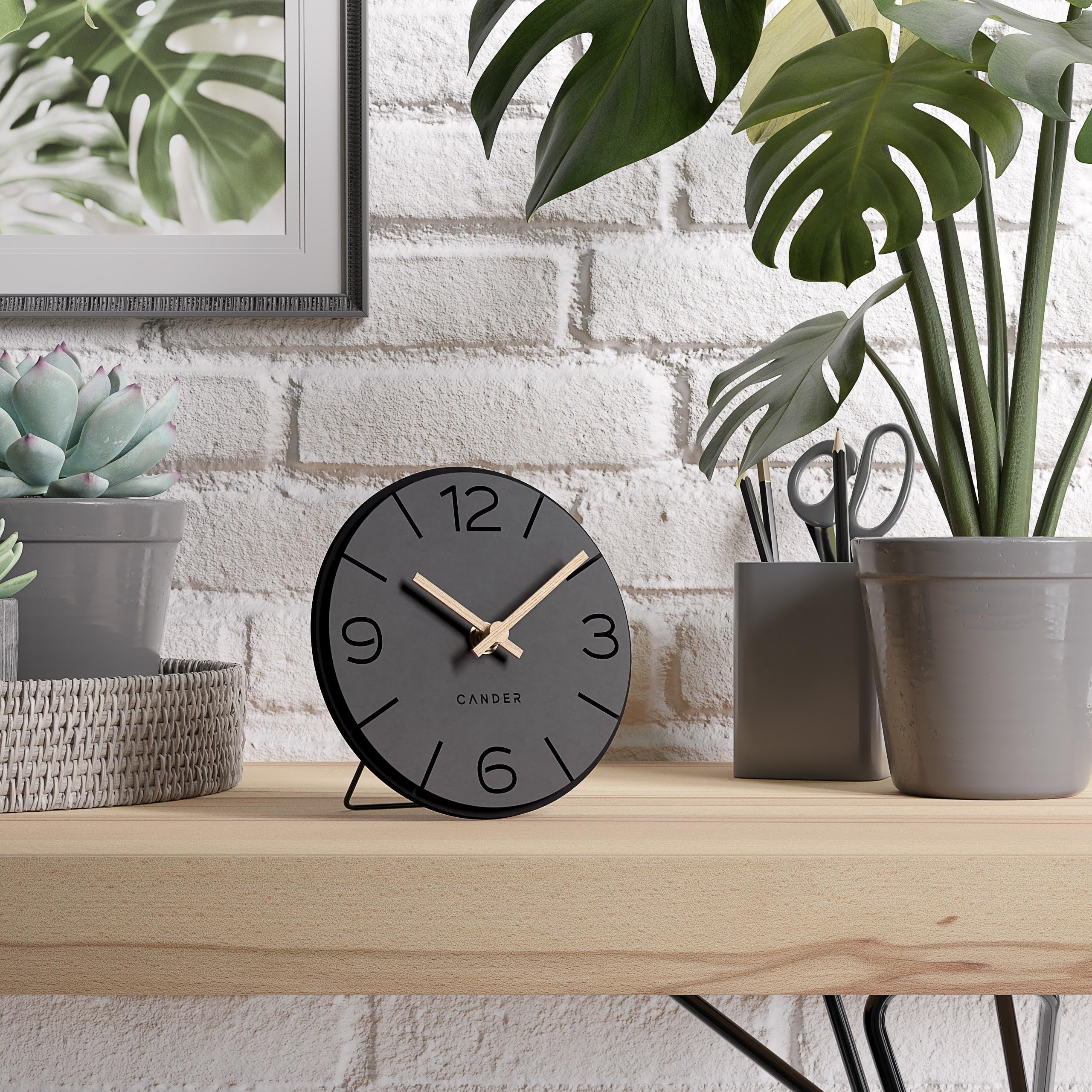 Cander Berlin MNU 2615 Y - Reloj de mesa silencioso sin tictac, 15 cm, analógico, funciona con pilas, color gris y negro