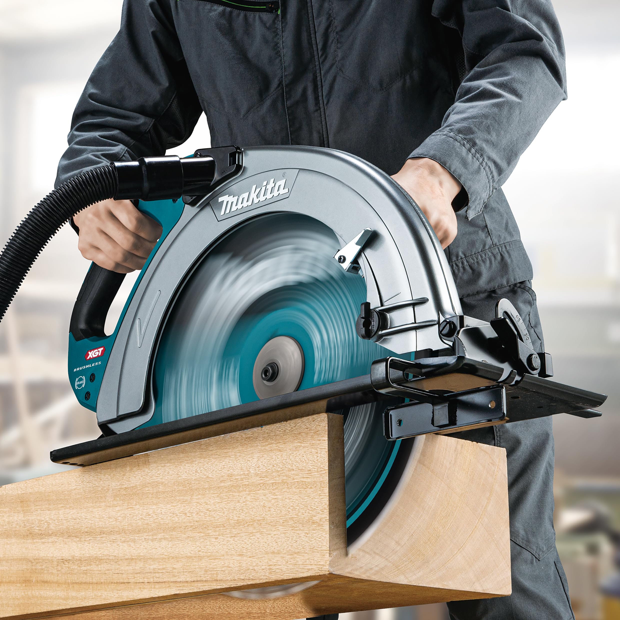 Makita HS013GZ 40V Max Li-ion XGT 415mm Sierra circular sin escobillas, baterías y cargador no incluidos
