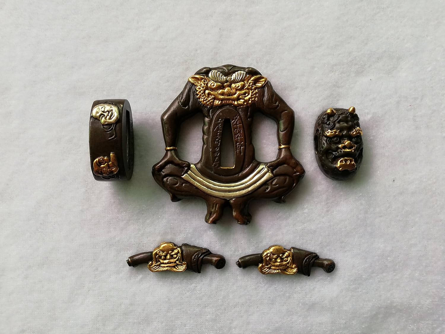 Japanese Sword (SEPPA-HABAKI-ITO) Gold-Plating Copper 037-045 Menuki Fuchi-Kashira Tsuba