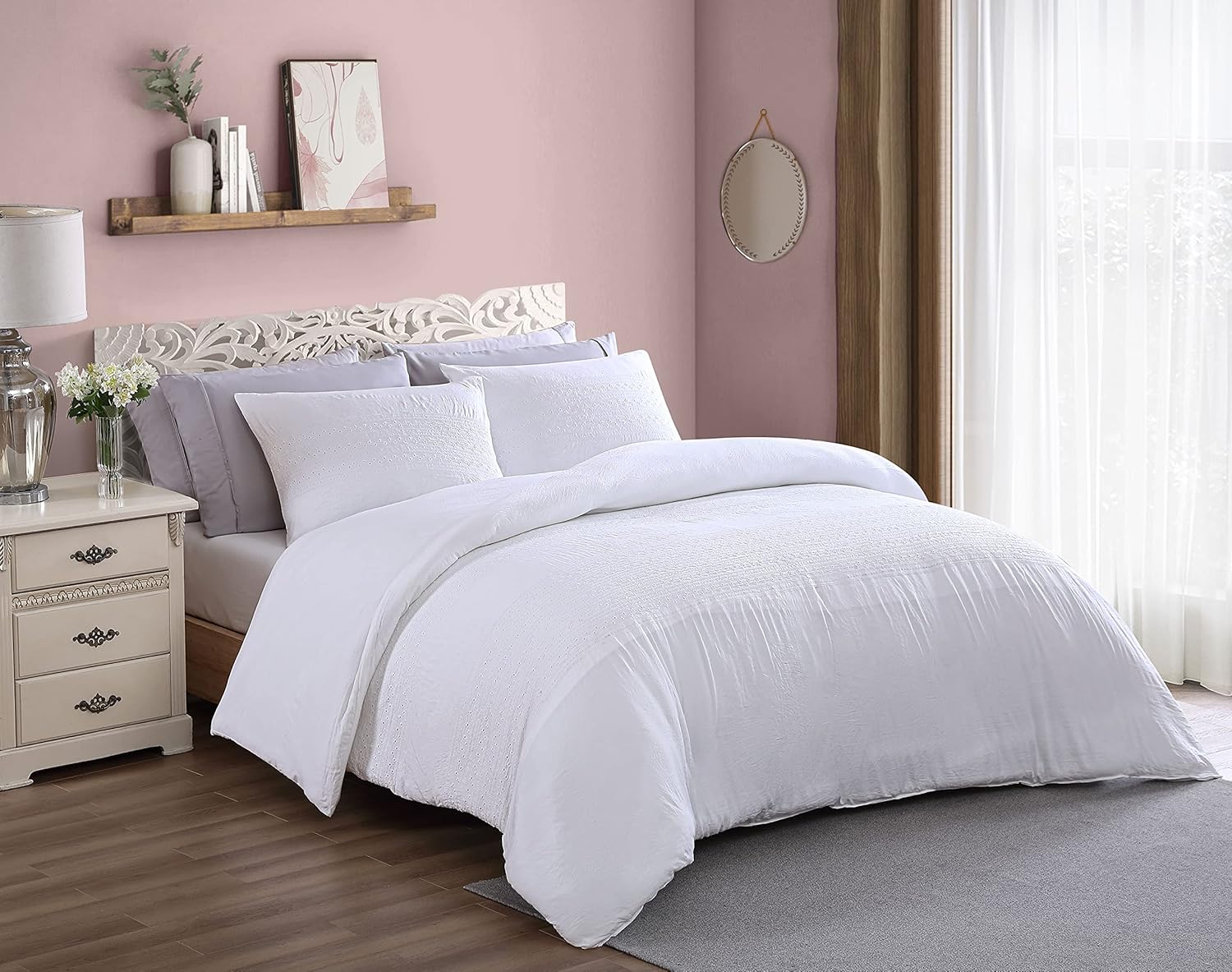 Decor and Home Lyla Textured Eyelet Comforter Set with