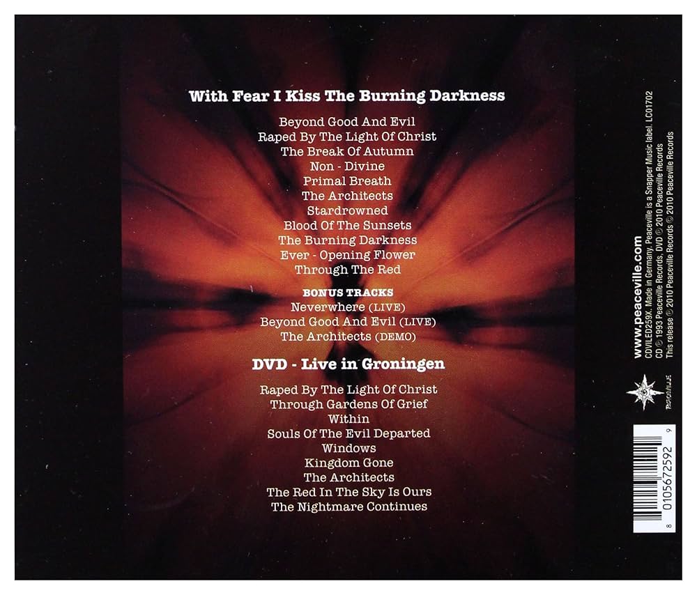 アット・ザ・ゲイツ／ウィズ・フィアー・アイ・キス・ザ・バーニング・ダークネス アット・ザ・ゲイツ／ウィズ・フィアー・アイ・キス・ザ・バーニング・ダークネス