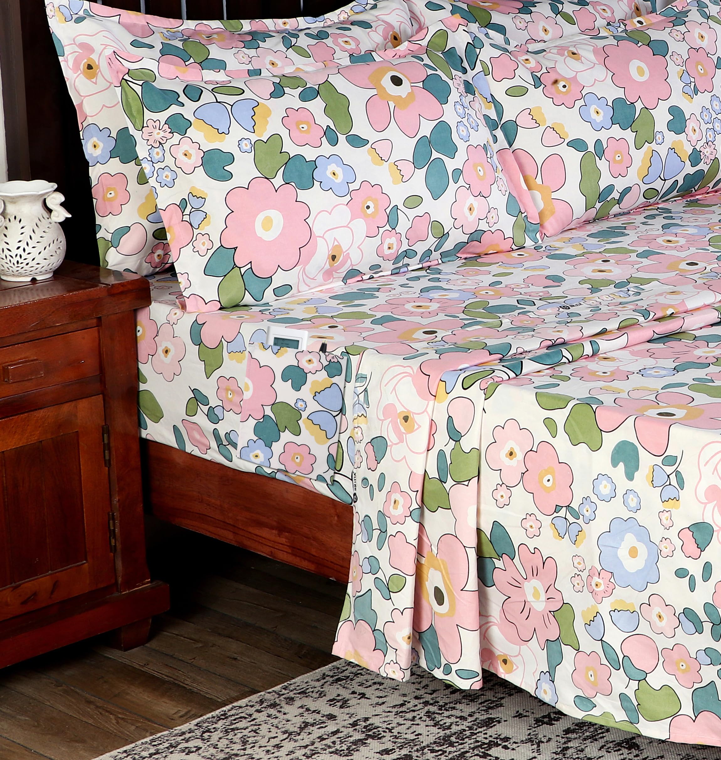 RD TREND 6 Piece Bedsheet Set,1 Bedsheet for Double Bed King Size(108 x 108 in) 1 Fitted Bedsheets King Size(78x80x10 in) with 4 Pillow Covers 20X30 Inch,for Gift Purpose, White Pink Leaf-image-28