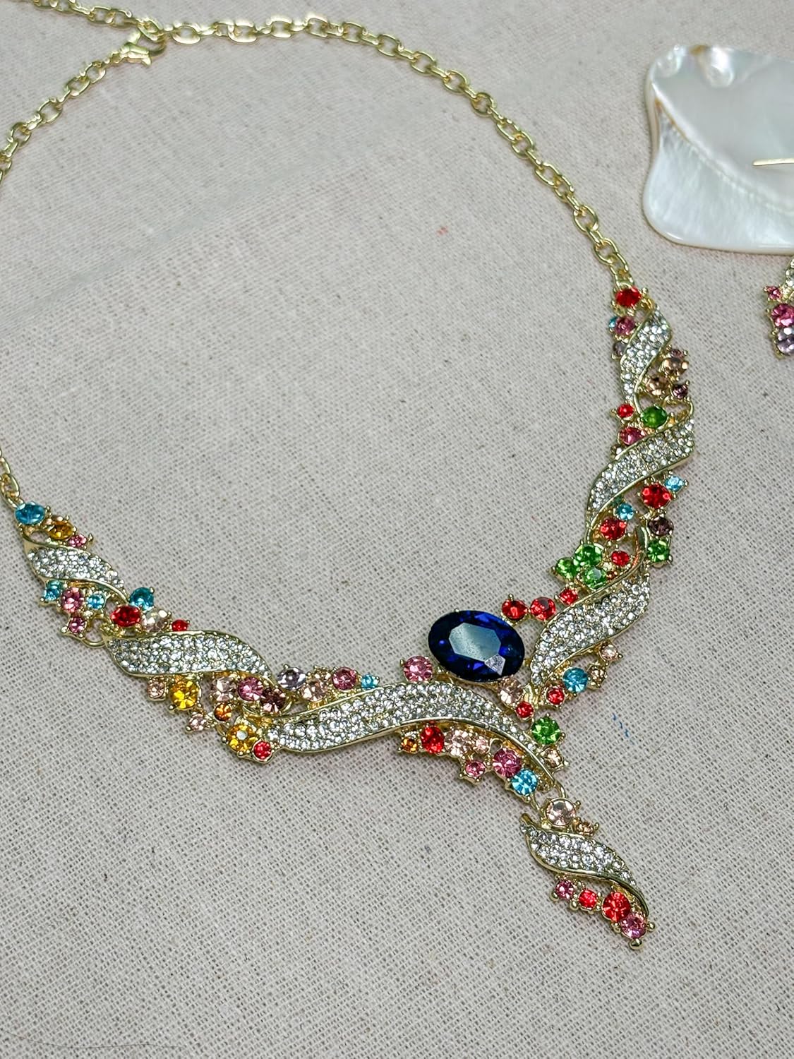 Crystal Flower Bib Statement Necklace Set Chunky Flower Statement Necklace & Earrings Drama Bib Collar Jewelry Set for Women Prom Party Jewelry
