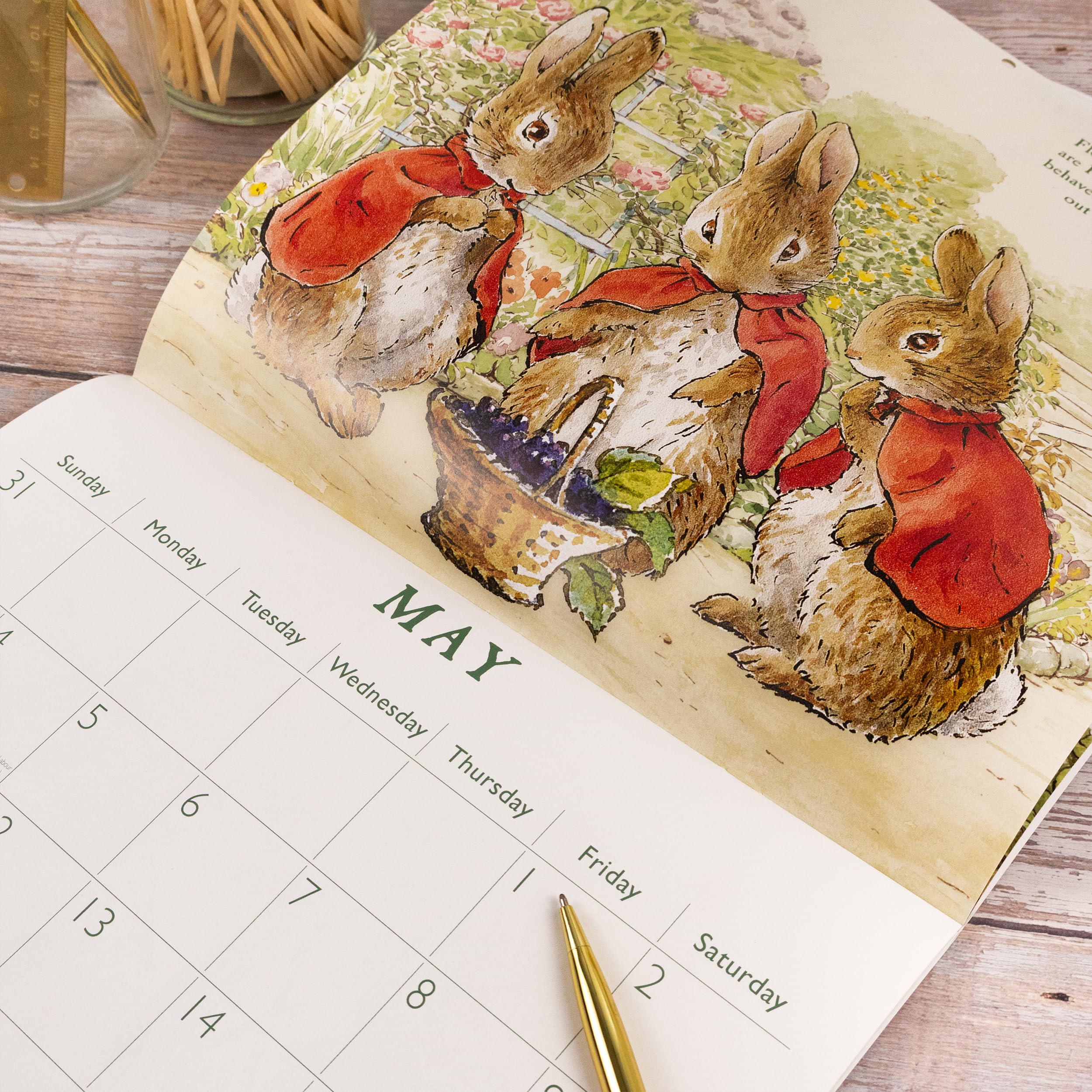 Amazon | Peter Rabbit(ピーターラビット) 2026年 正方形 壁掛け Amazon | Peter Rabbit(ピーターラビット) 2026年 正方形 壁掛け