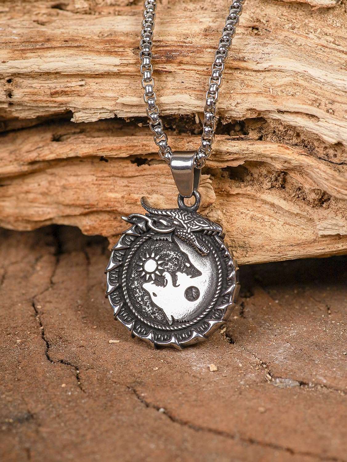 HAQUIL Viking Necklace, Skoll Hati Wolf Pendant, Viking Jewelry Gift for Men and Women - Image 2