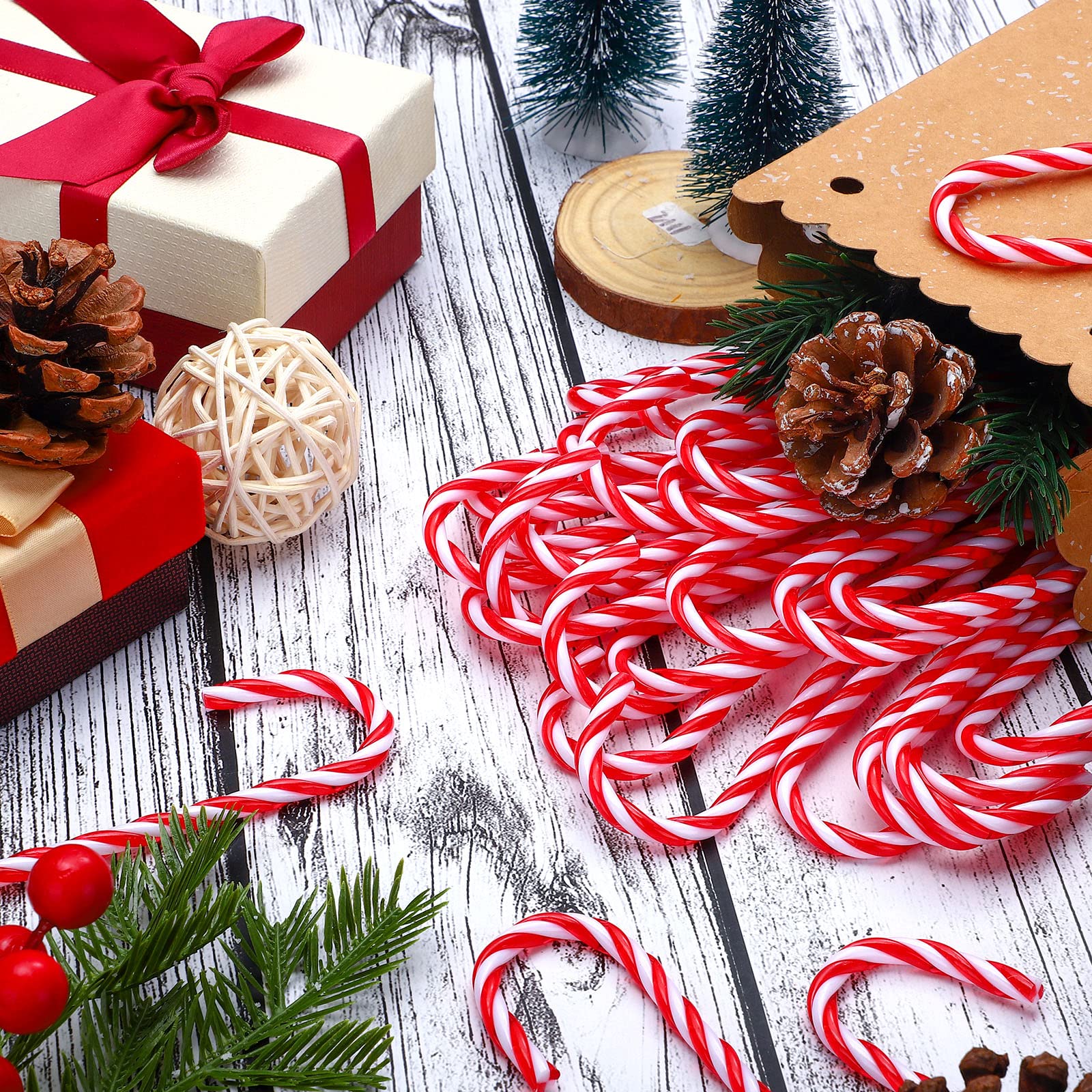 Décoration de Noël en plastique en forme de canne à sucre torsadée avec béquille pour sapin de Noël - Décorations d'intérieur et d'extérieur (rouge et blanc, 300)