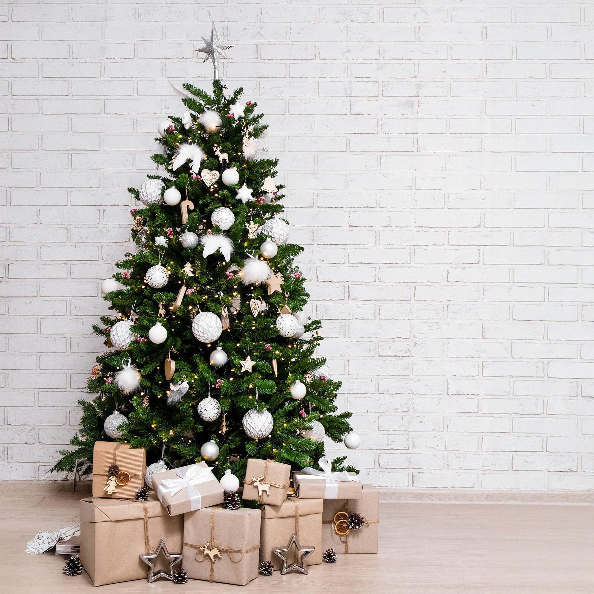 Dmora - Sapin de Noël Amsterdam, Sapin artificiel extra épais, véritable Sapin effet PVC, 731 branches, hauteur 210 cm